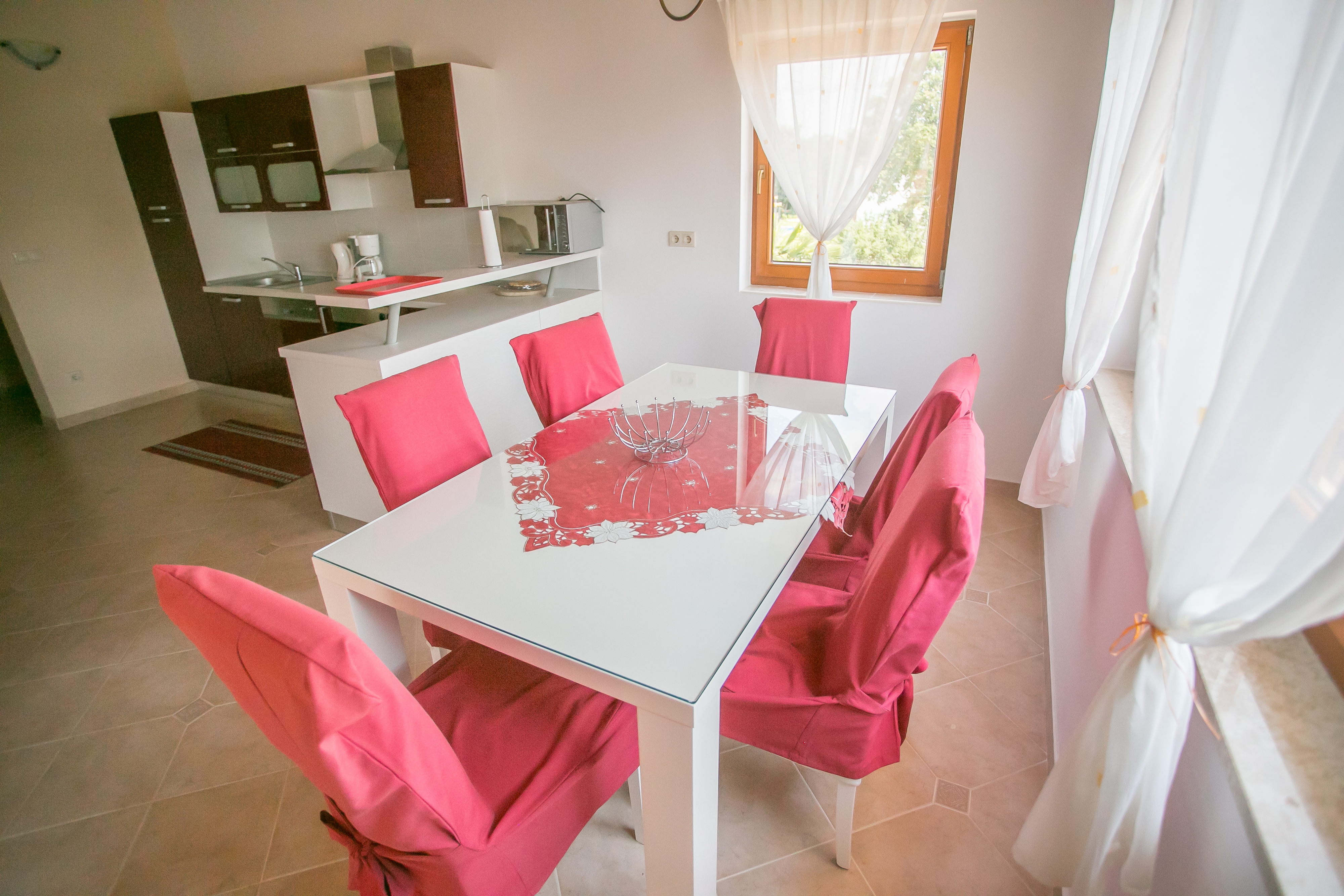 Comfortable and spacious house with terrace Buići, Poreč  K
