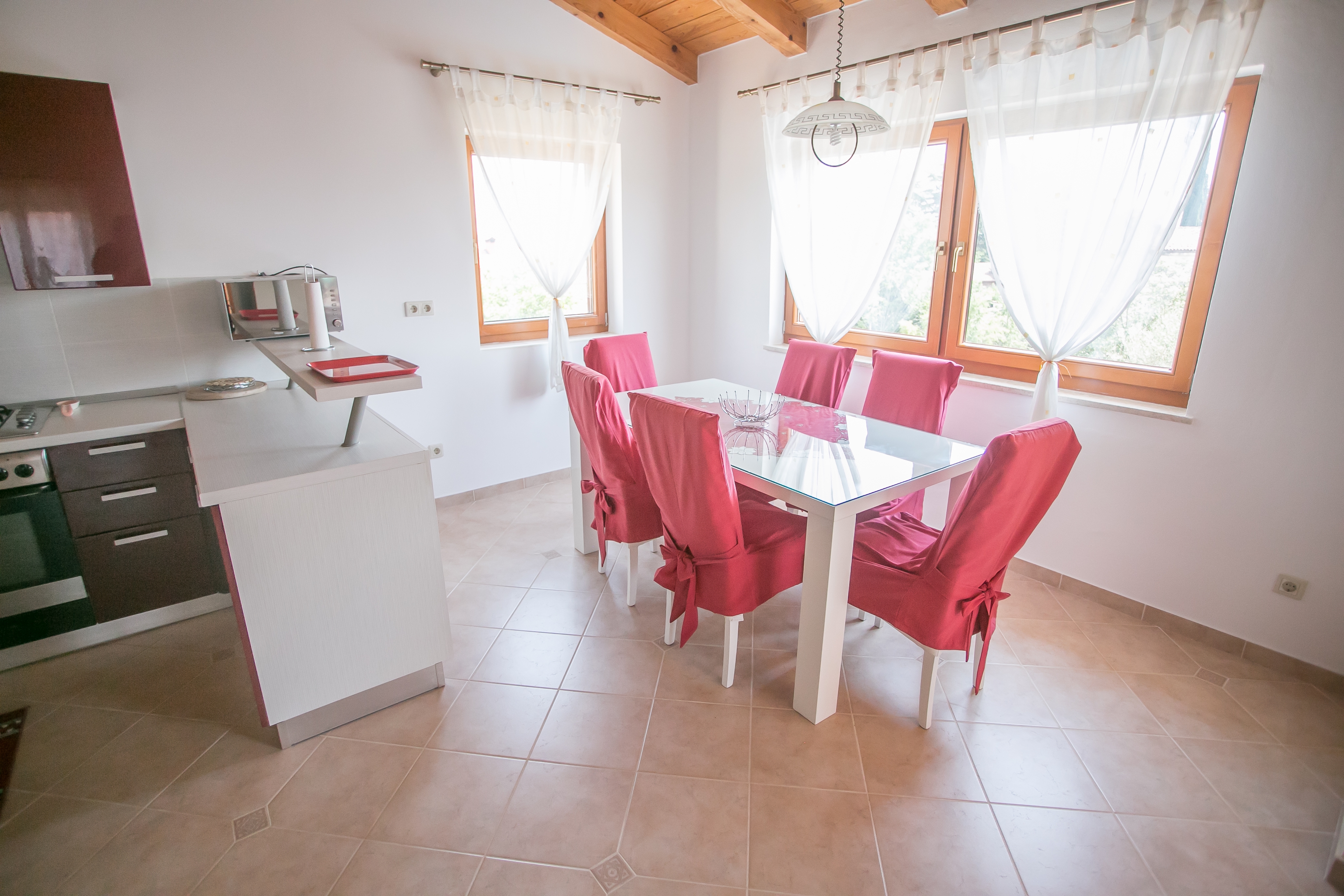 Comfortable and spacious house with terrace Buići, Poreč  K