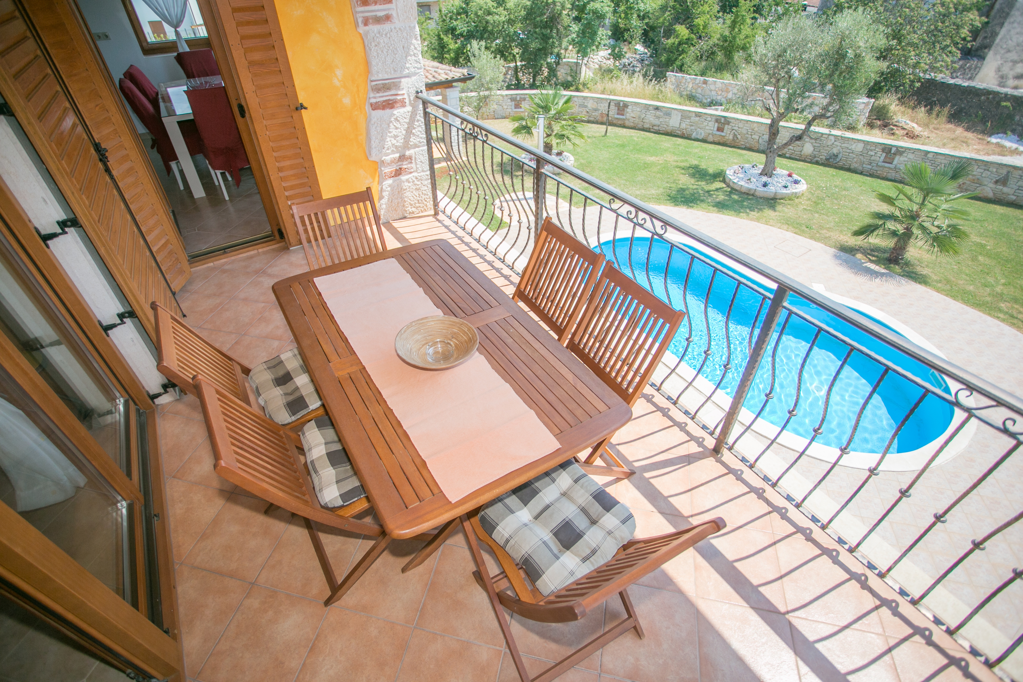 Comfortable and spacious house with terrace Buići, Poreč  K
