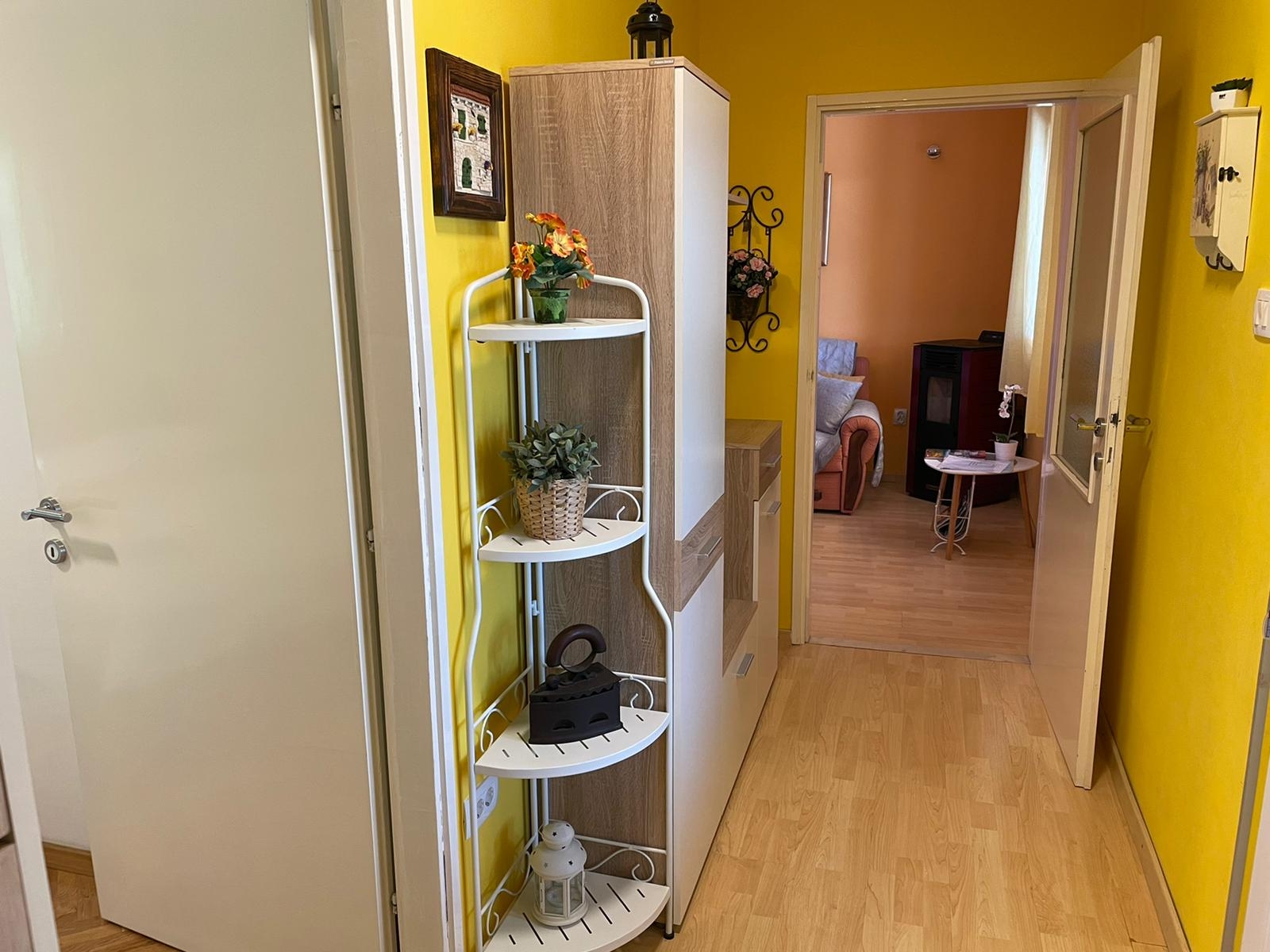Three bedroom house with terrace Gornje Planjane, Zagora  K