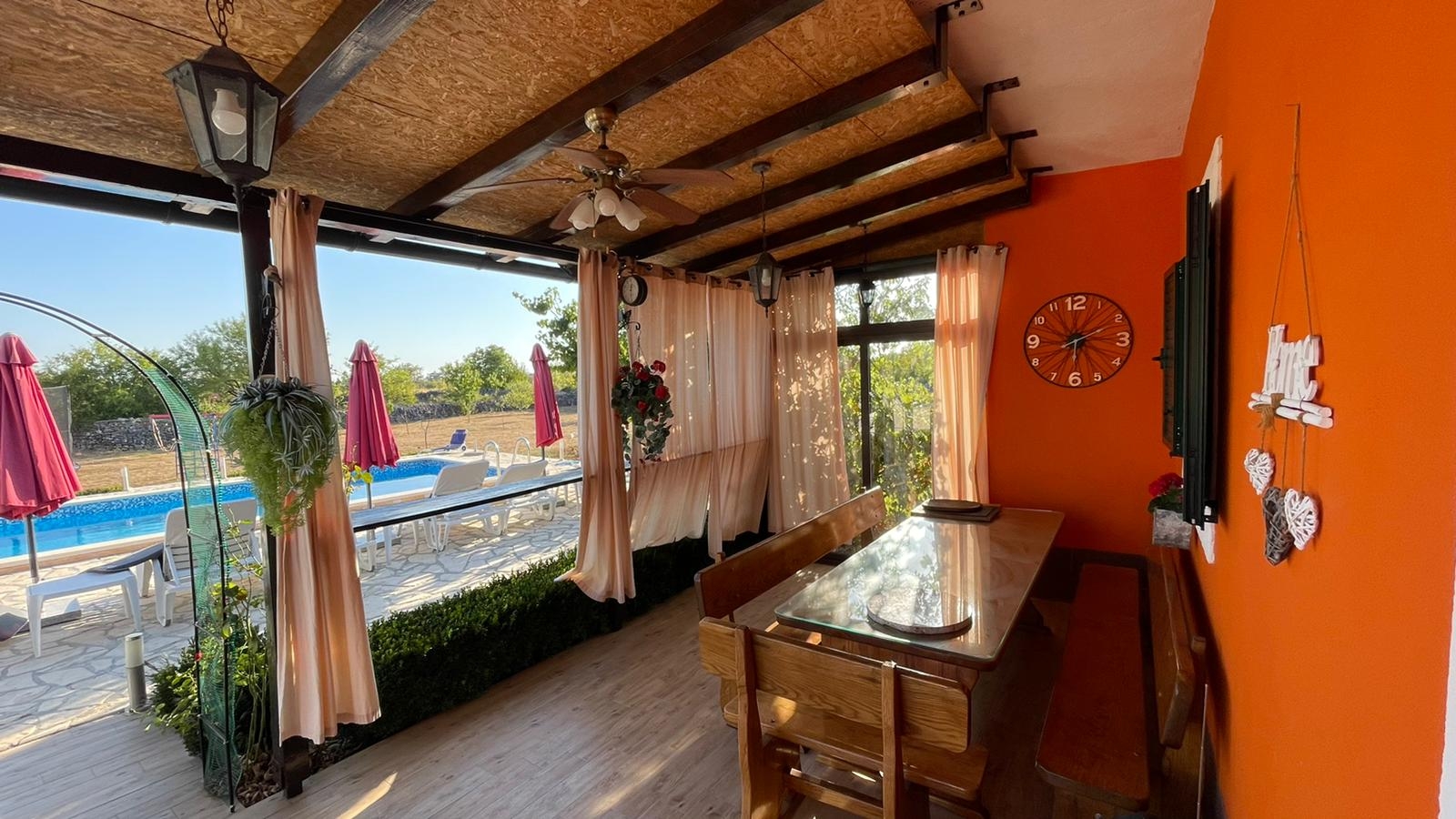 Three bedroom house with terrace Gornje Planjane, Zagora  K