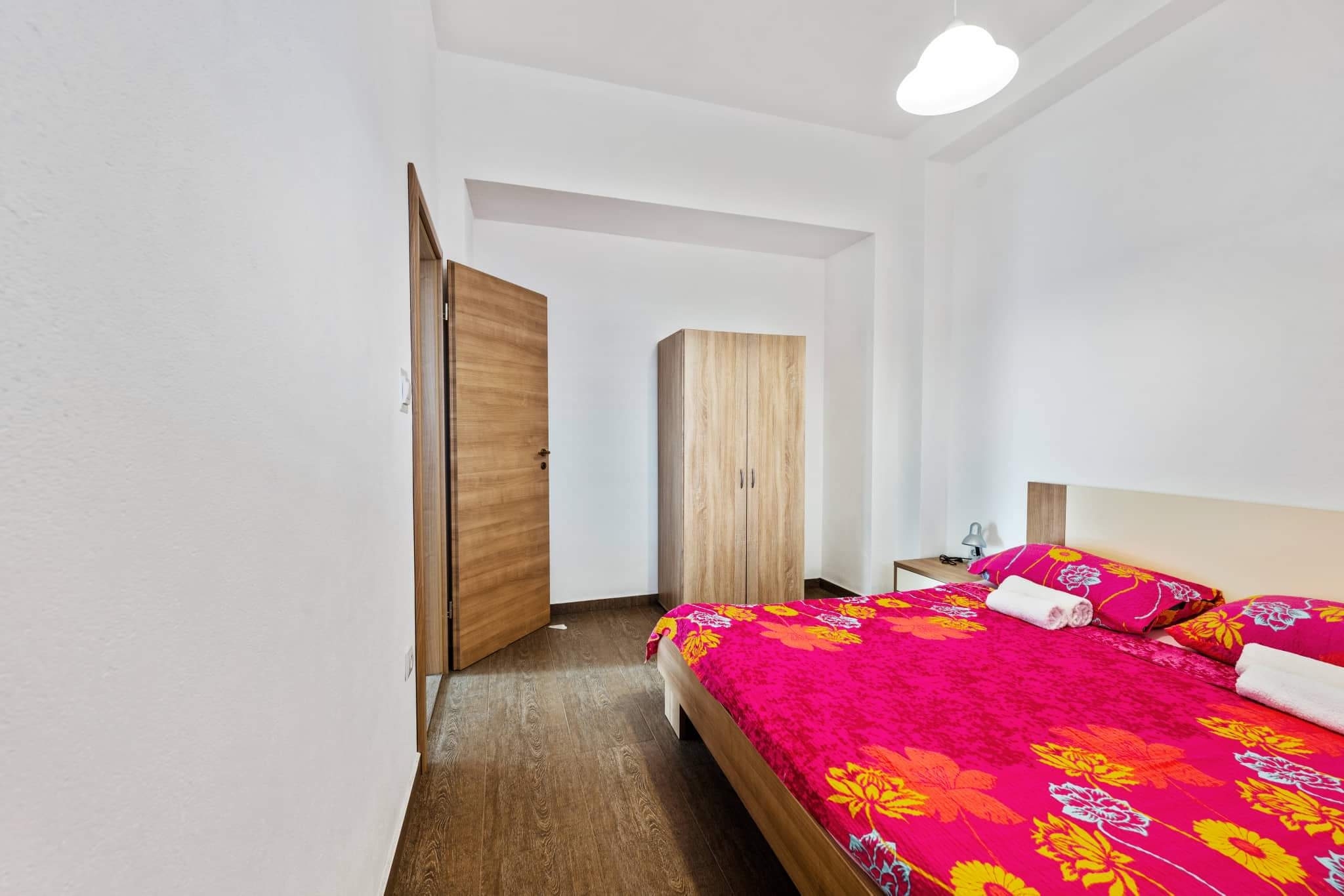 Four bedroom house with balcony and sea view Ražanj, Rogoznica  K