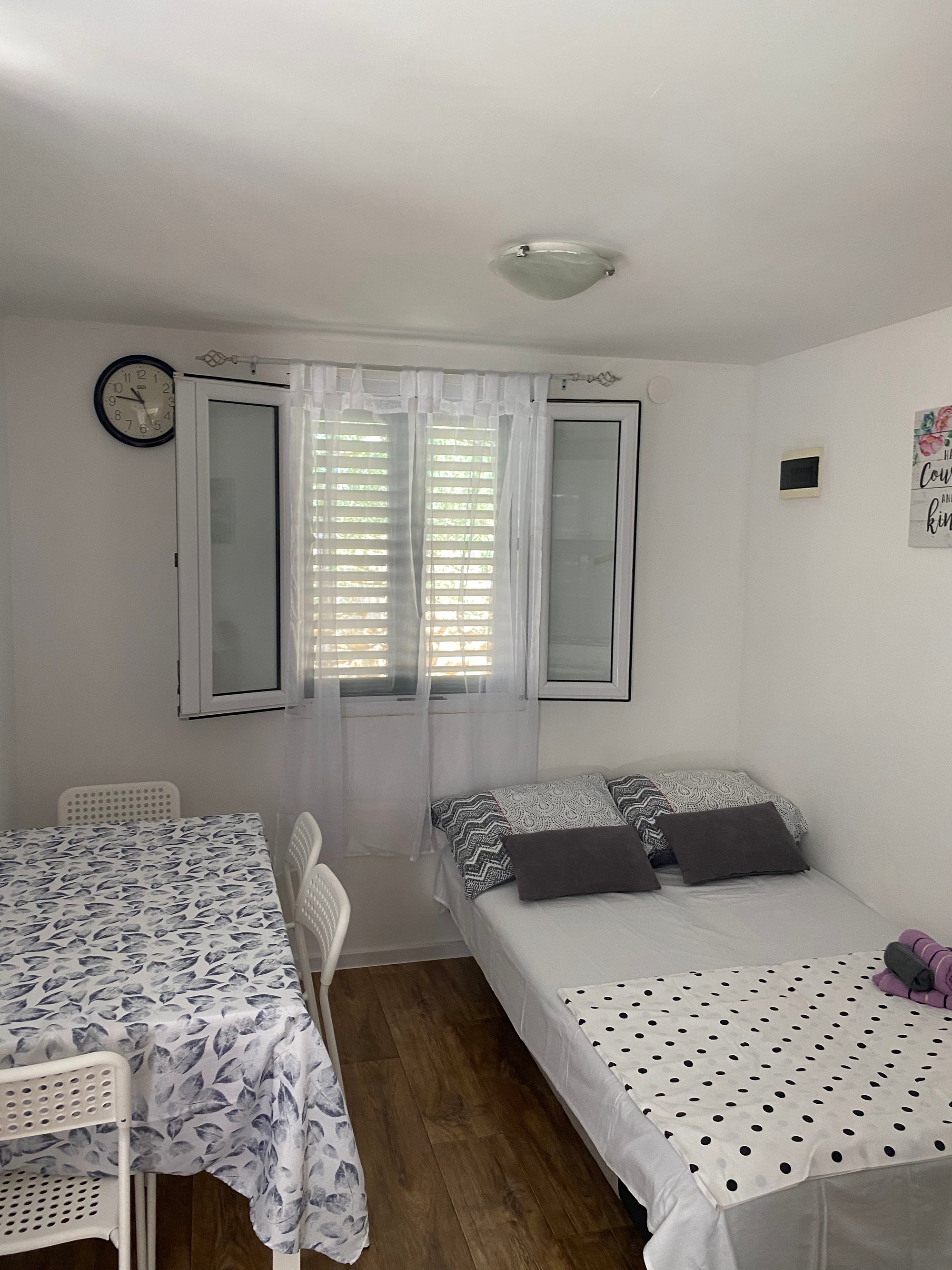 One bedroom house with terrace Cove Skozanje, Hvar (K-19749)