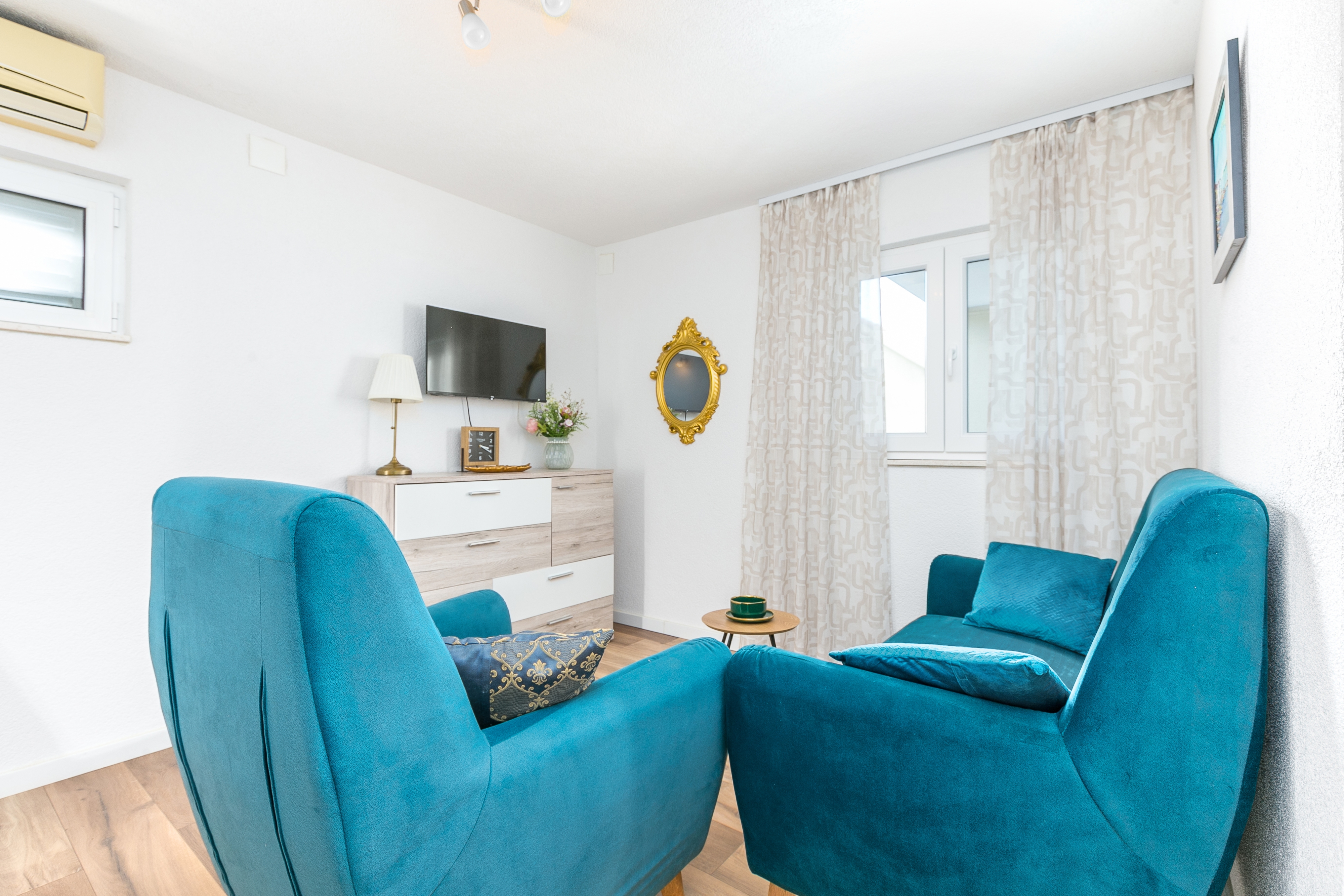 Two bedroom apartment with terrace Okrug Gornji (Čiovo) (A-19762-b)