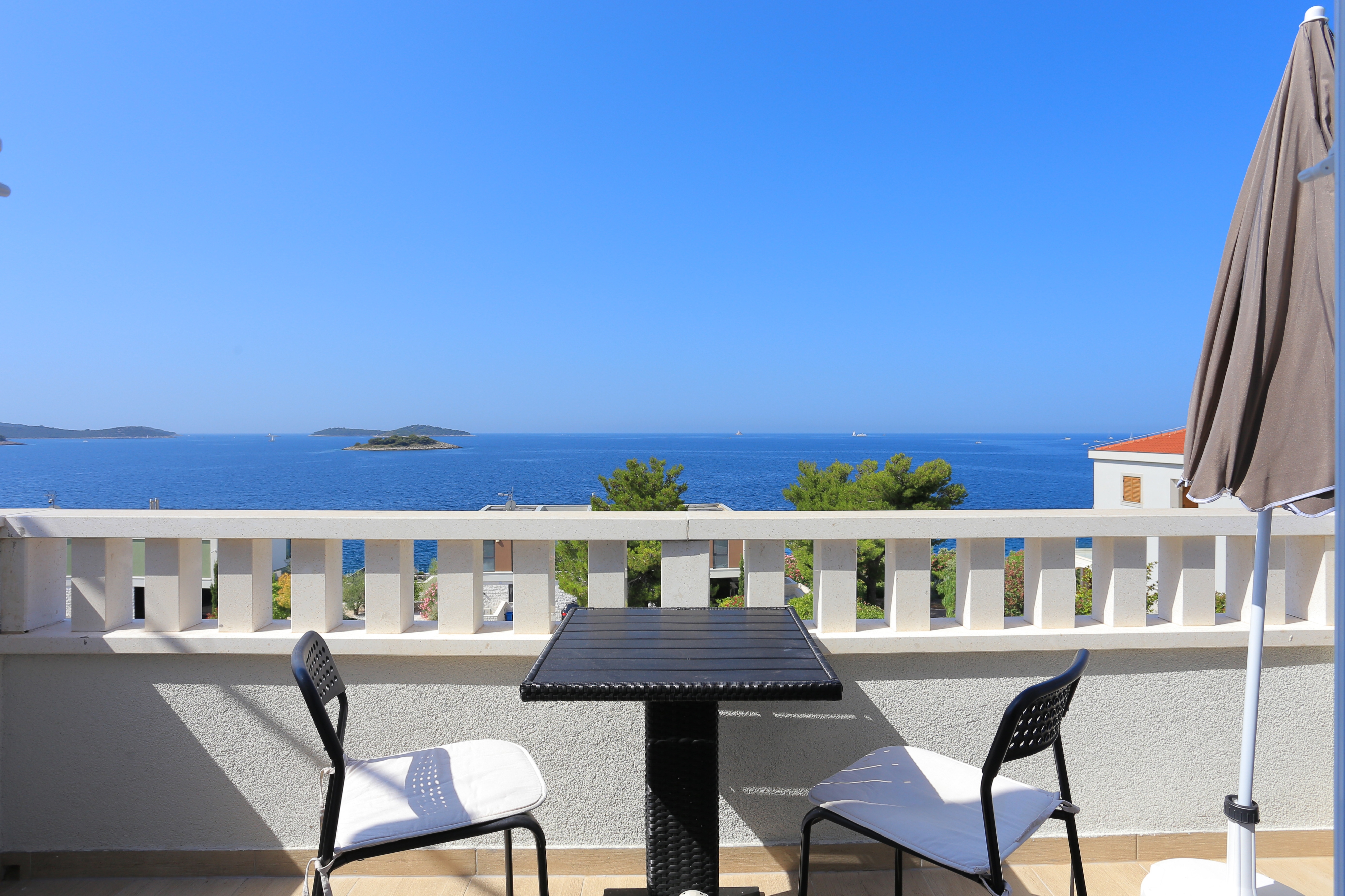 One bedroom apartment with balcony and sea view Rogoznica (A-19786-c)