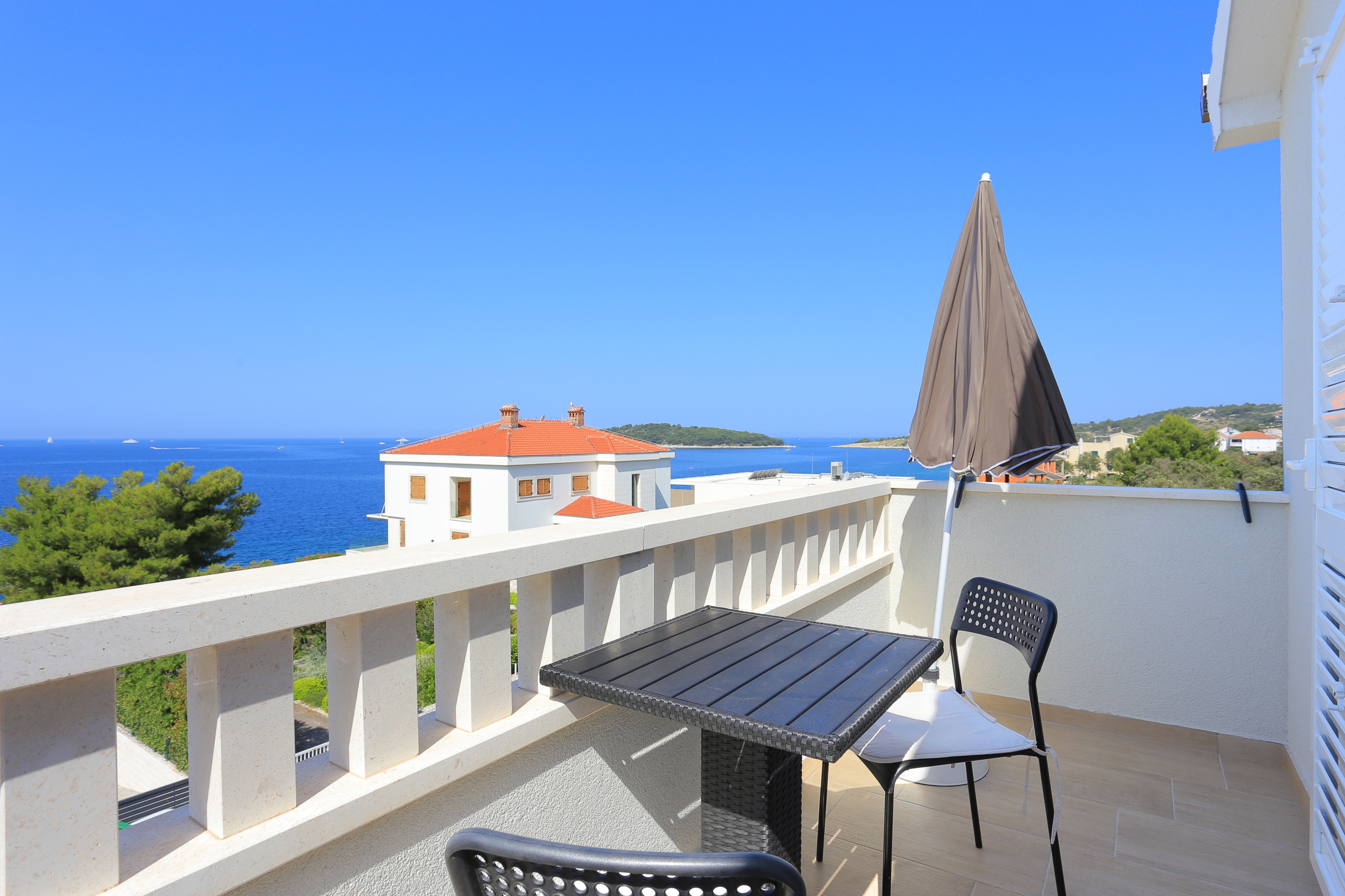 One bedroom apartment with balcony and sea view Rogoznica  A-c