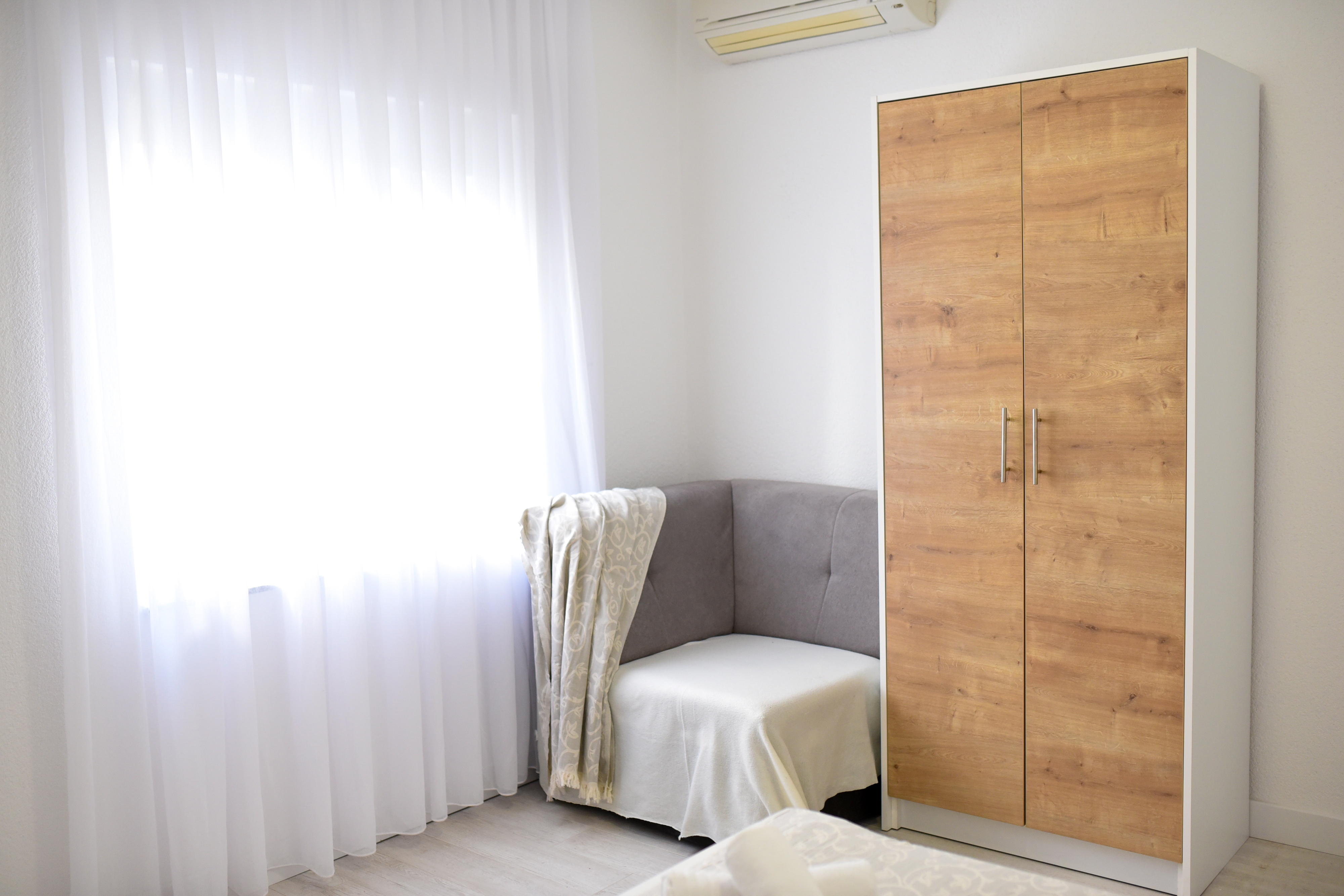 Three bedroom apartment with terrace and sea view Makarska  A-d