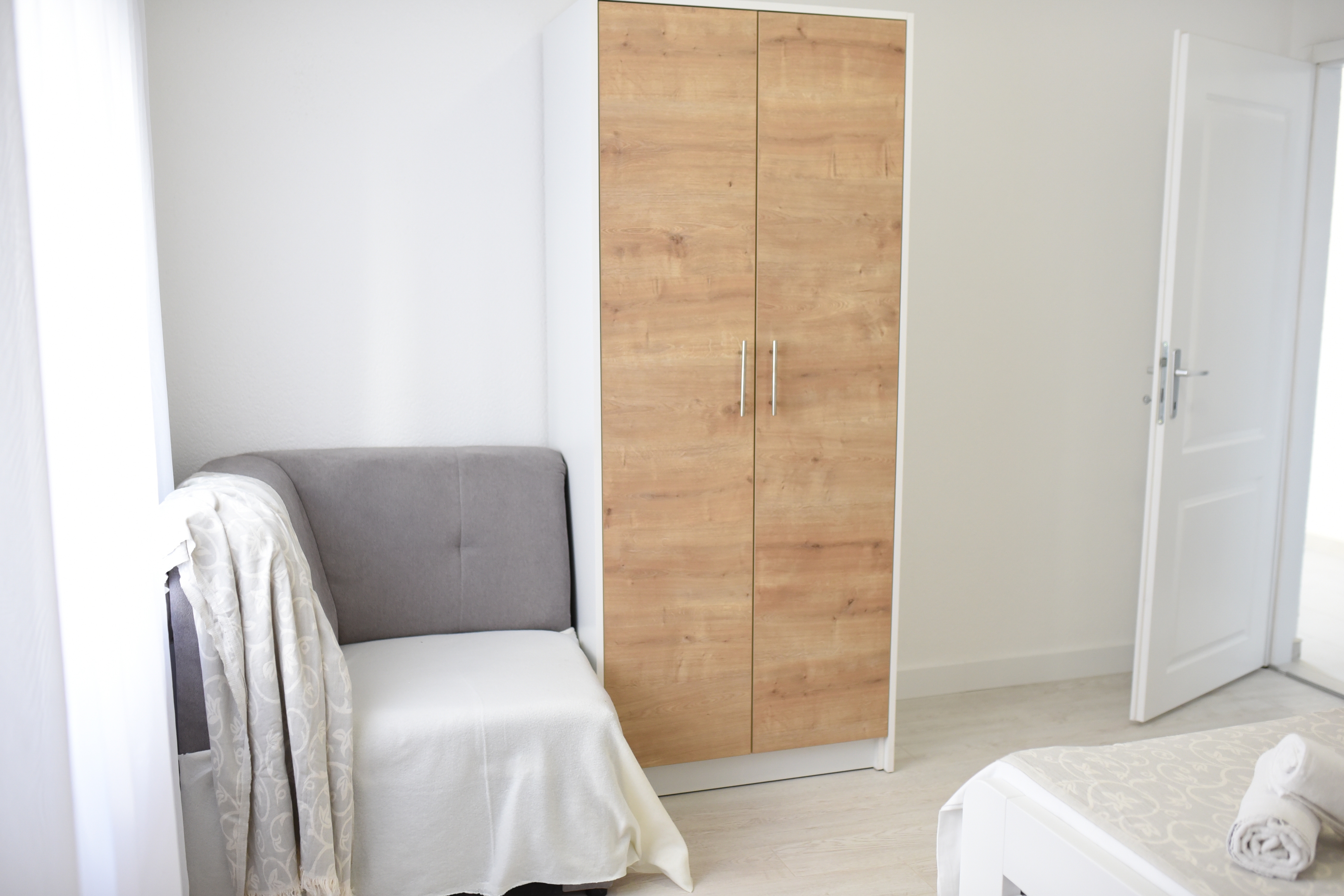 Three bedroom apartment with terrace and sea view Makarska  A-d
