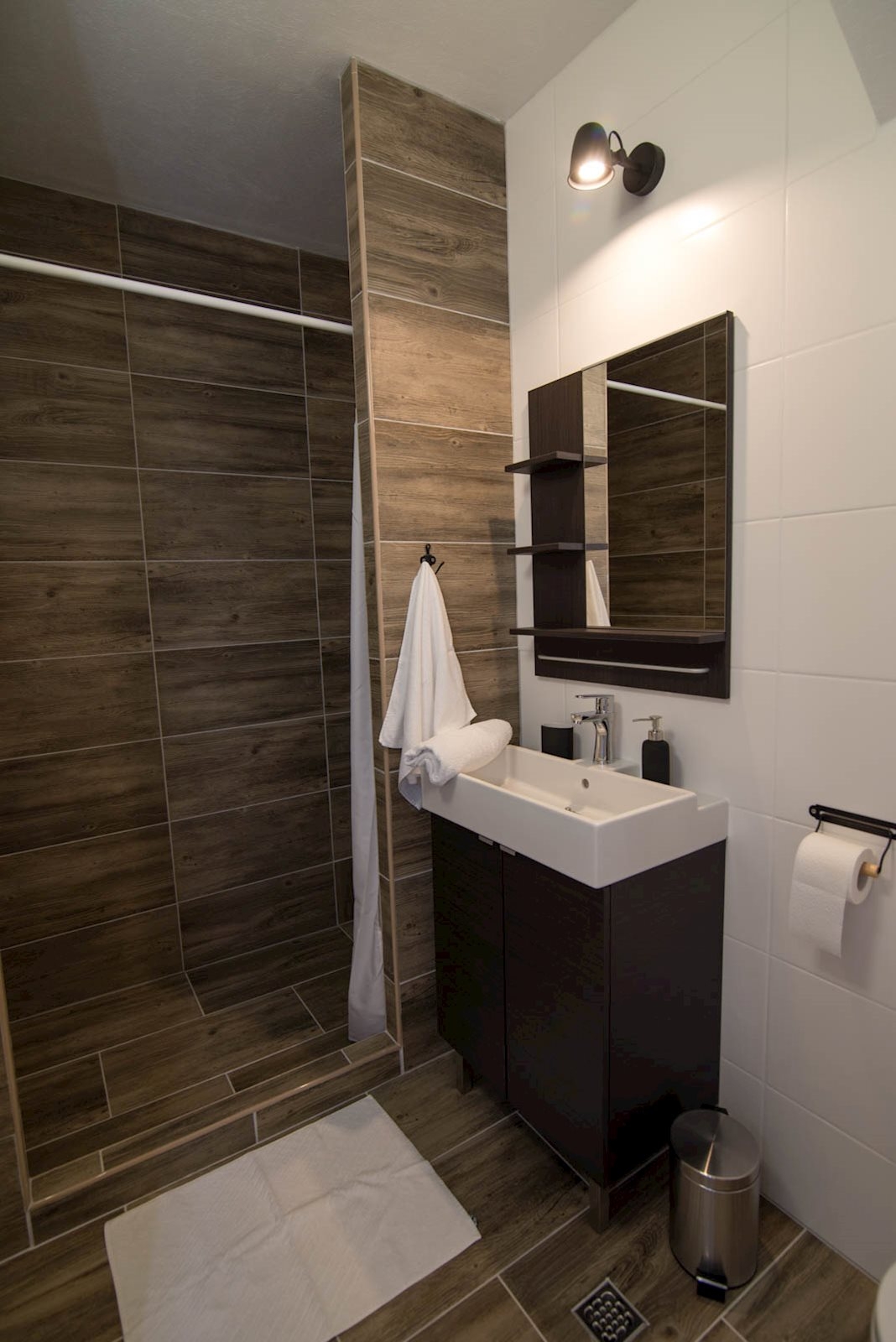 One bedroom apartment with terrace Veli Lošinj, Lošinj  A-a