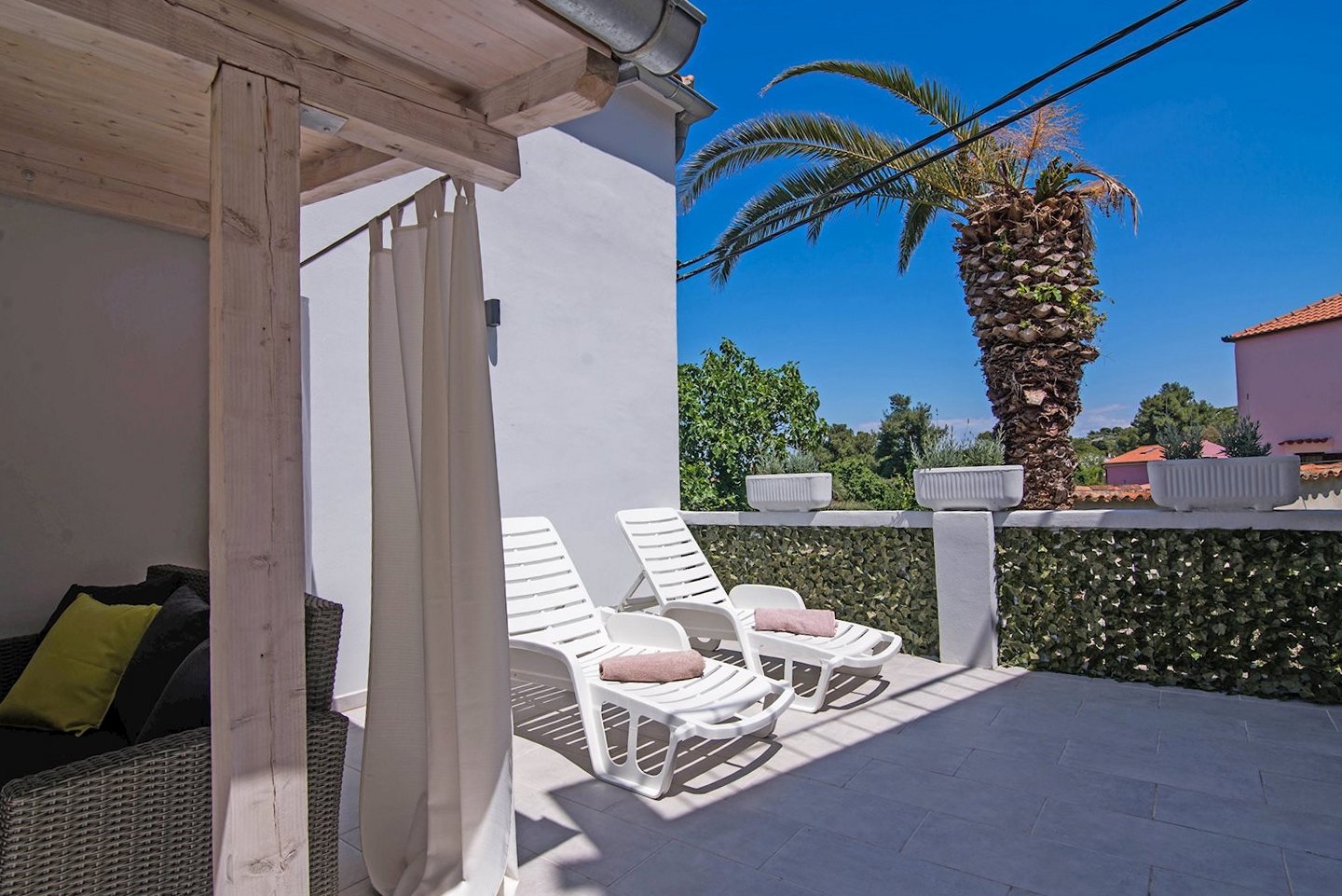 One bedroom apartment with terrace Veli Lošinj, Lošinj  A-a
