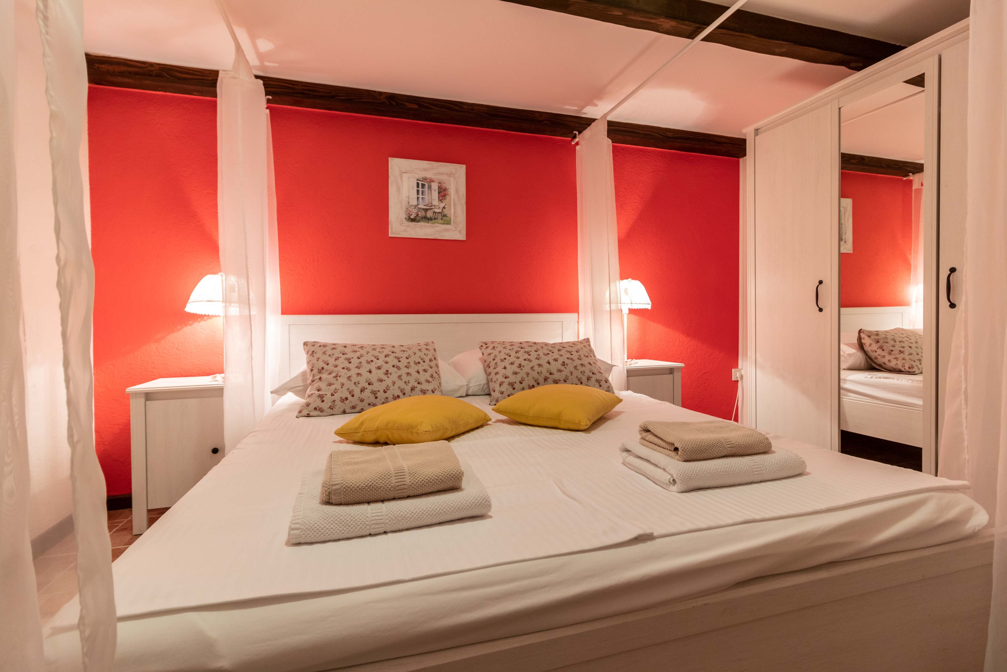 Two bedroom apartment with terrace Banjol, Rab  A-b