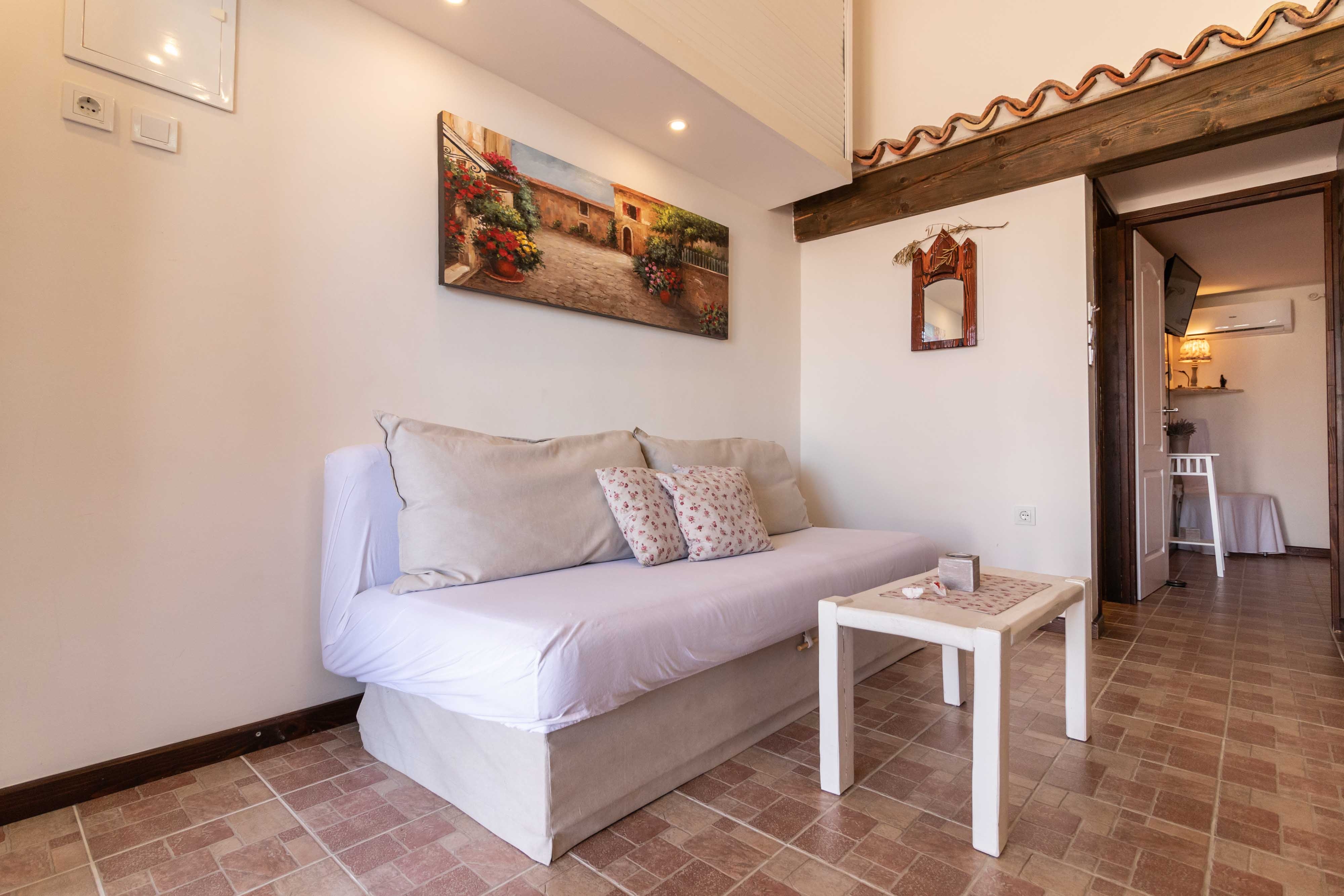 Two bedroom apartment with terrace Banjol, Rab (A-19804-b) Two bedroom apartment with terrace Banjol, Rab (A-19804-b)