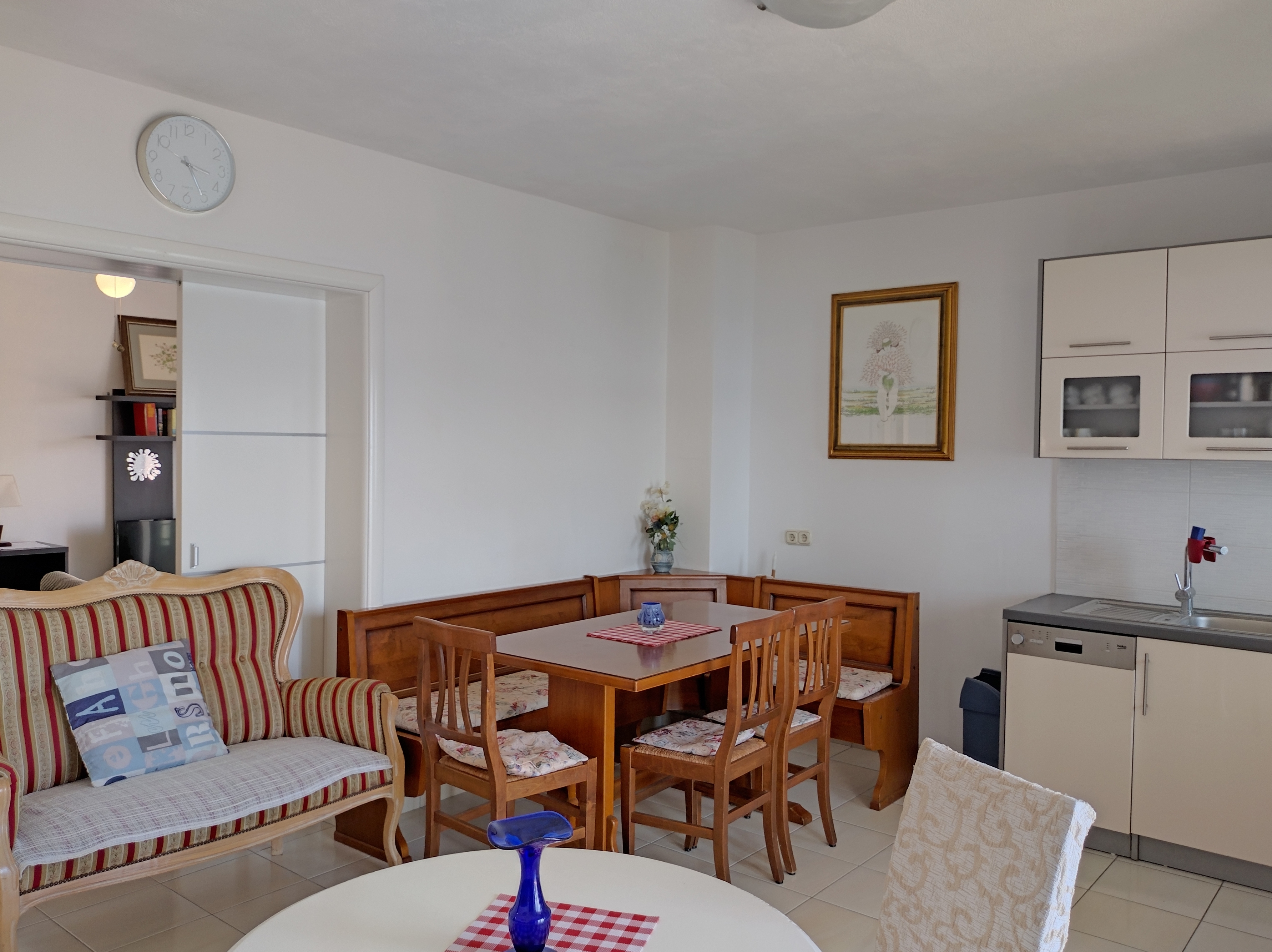 Two bedroom apartment near beach Kaštel Stari, Kaštela (A-19810-a) Two bedroom apartment near beach Kaštel Stari, Kaštela (A-19810-a)