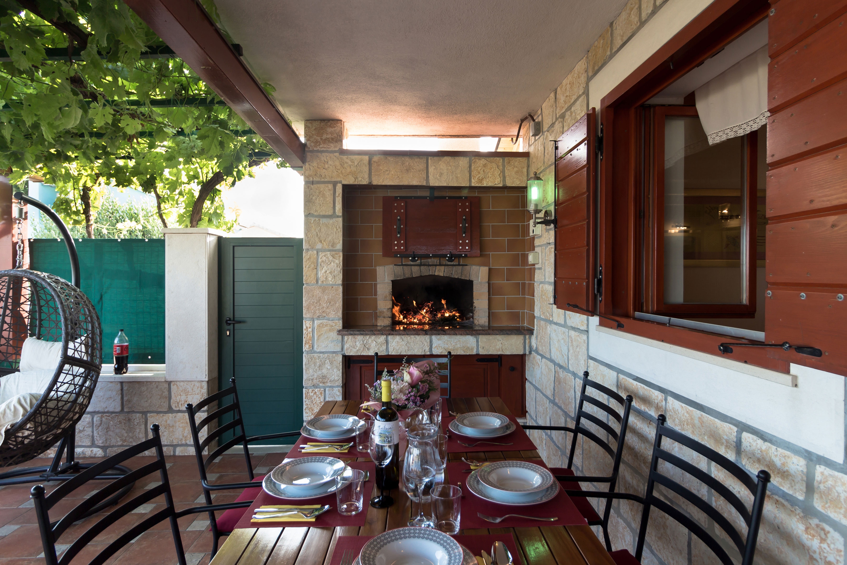 Four bedroom house with terrace and sea view Mravince, Split  K