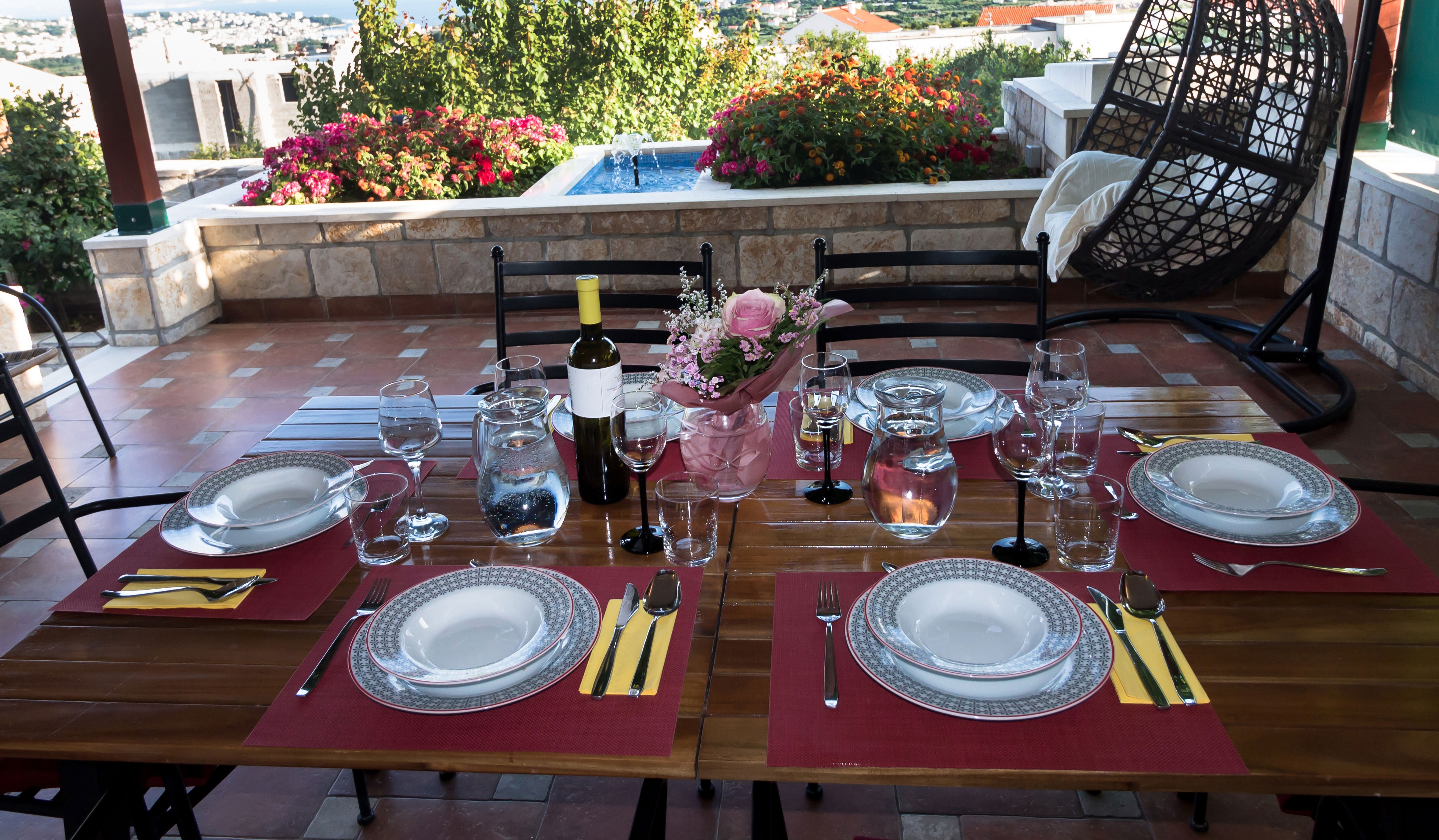 Four bedroom house with terrace and sea view Mravince, Split  K