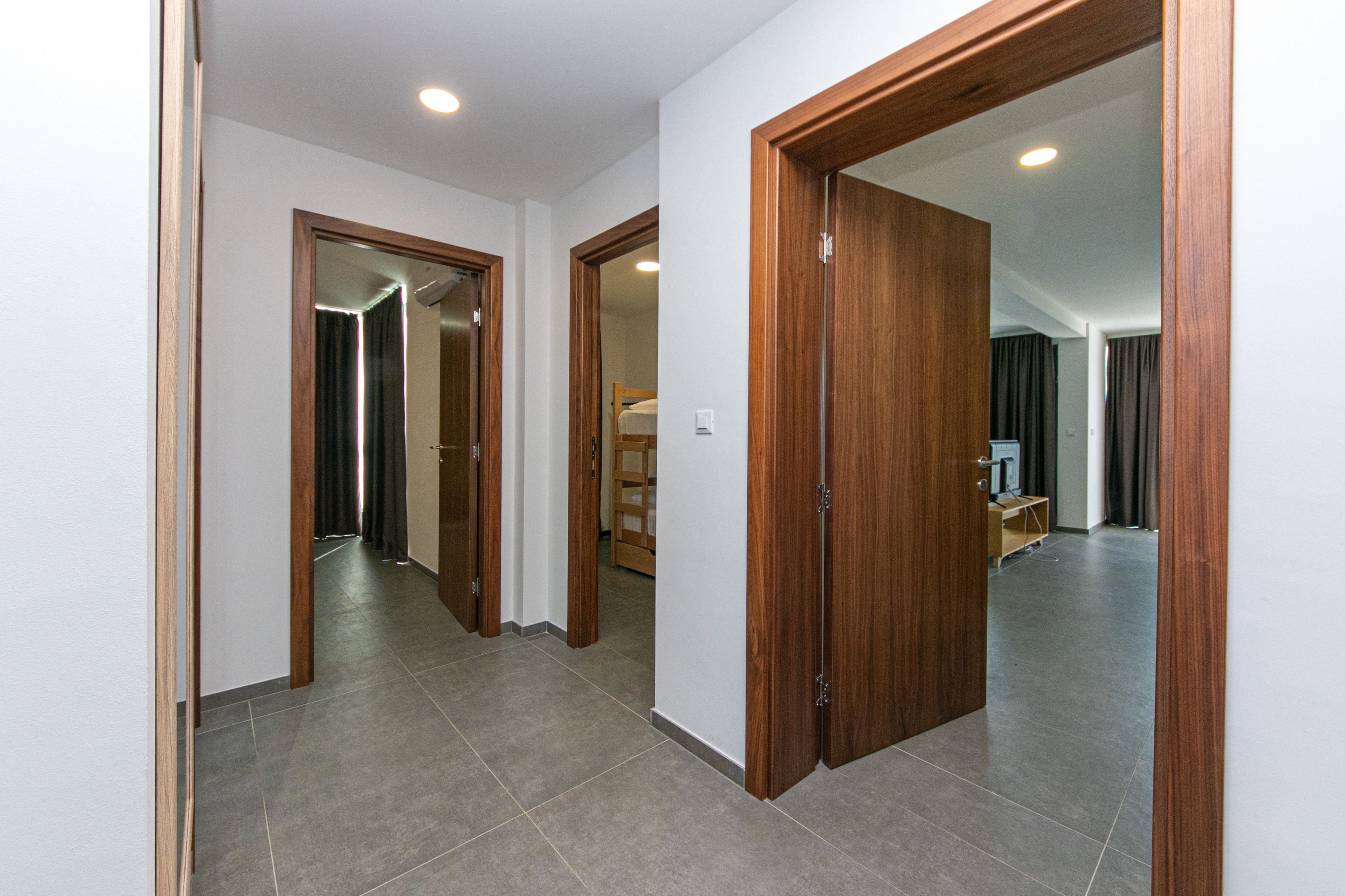 Two bedroom apartment with terrace and sea view Brela, Makarska  A-g