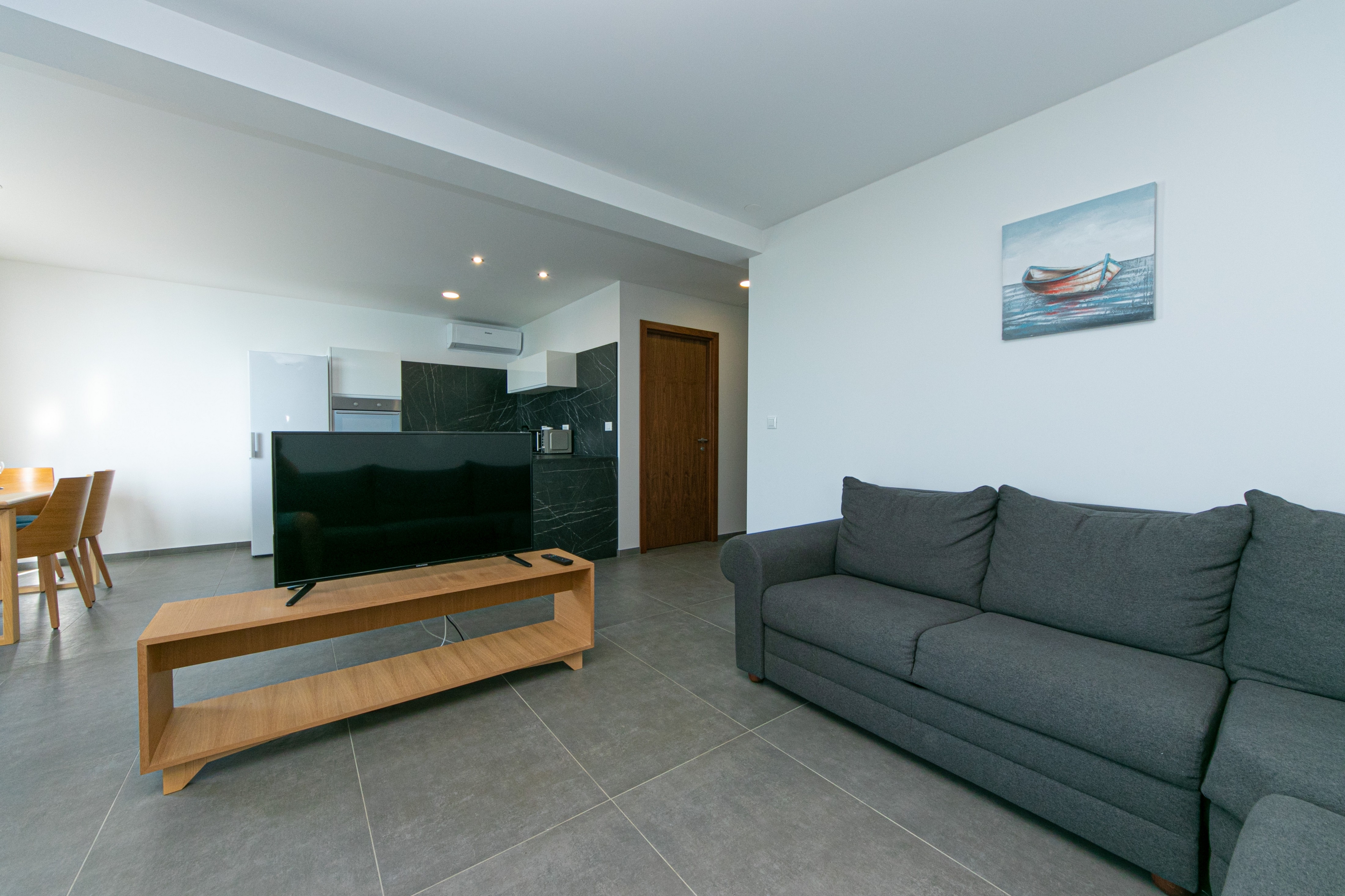 Two bedroom apartment with terrace and sea view Brela, Makarska (A-19834-g)