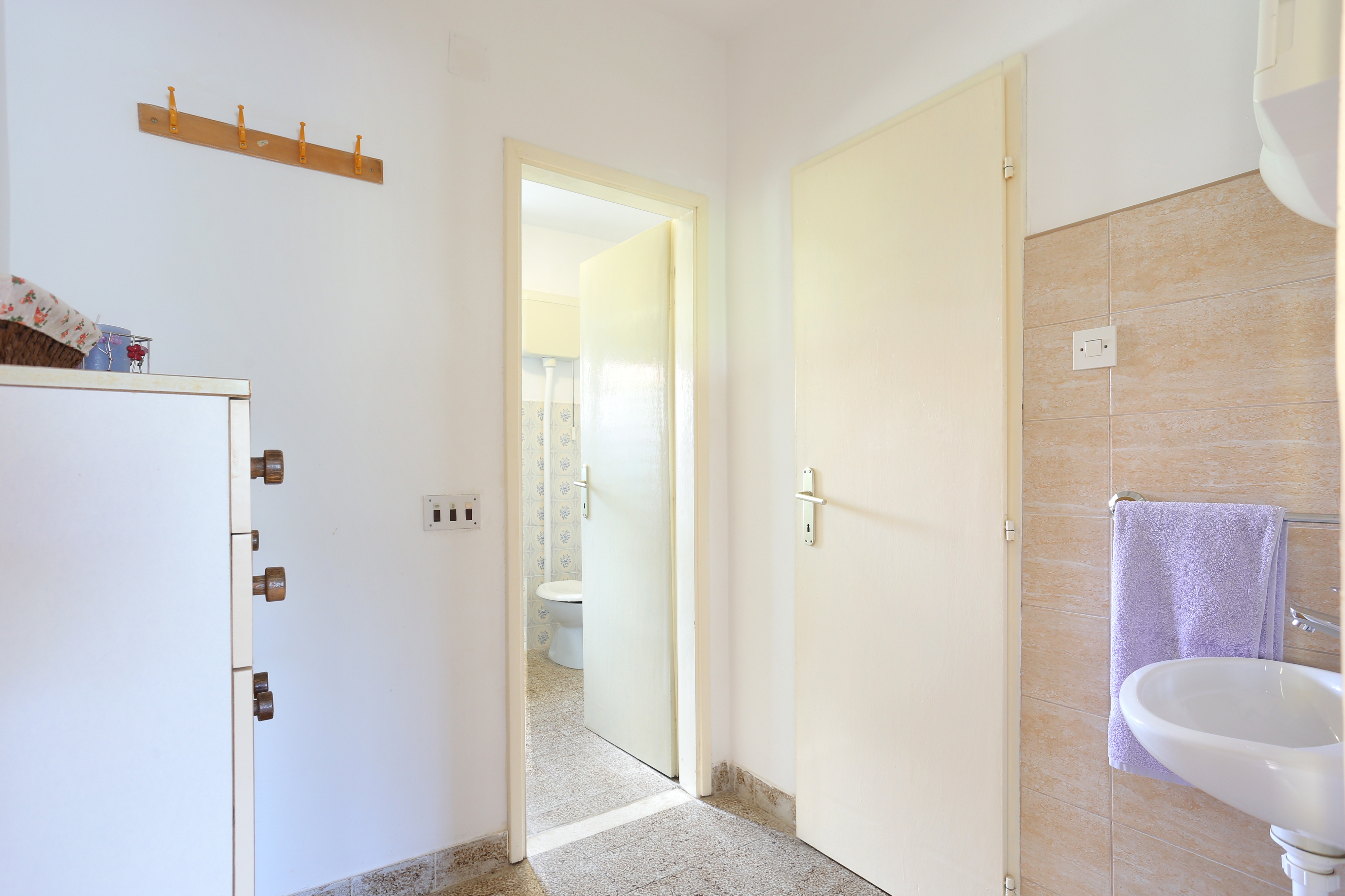 Two bedroom apartment with terrace and sea view Vinišće, Trogir  A-a