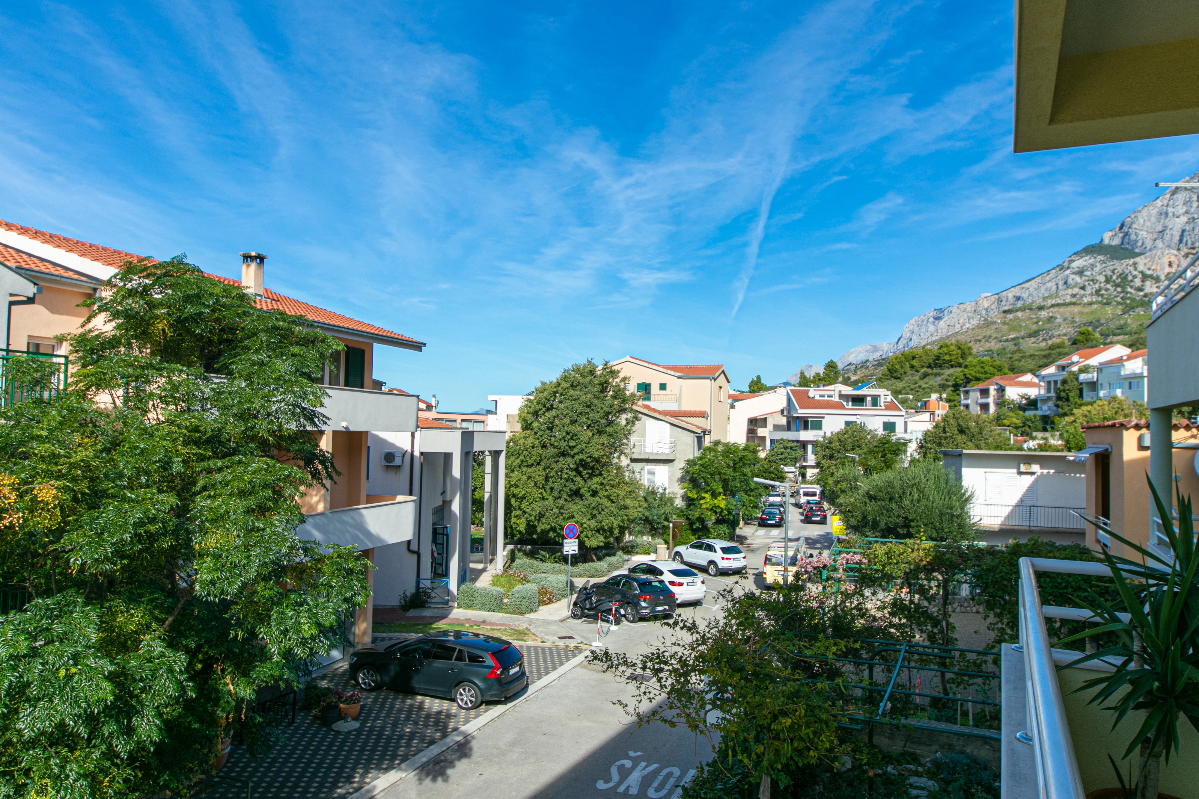 Three bedroom apartment with terrace Tučepi, Makarska  A-a