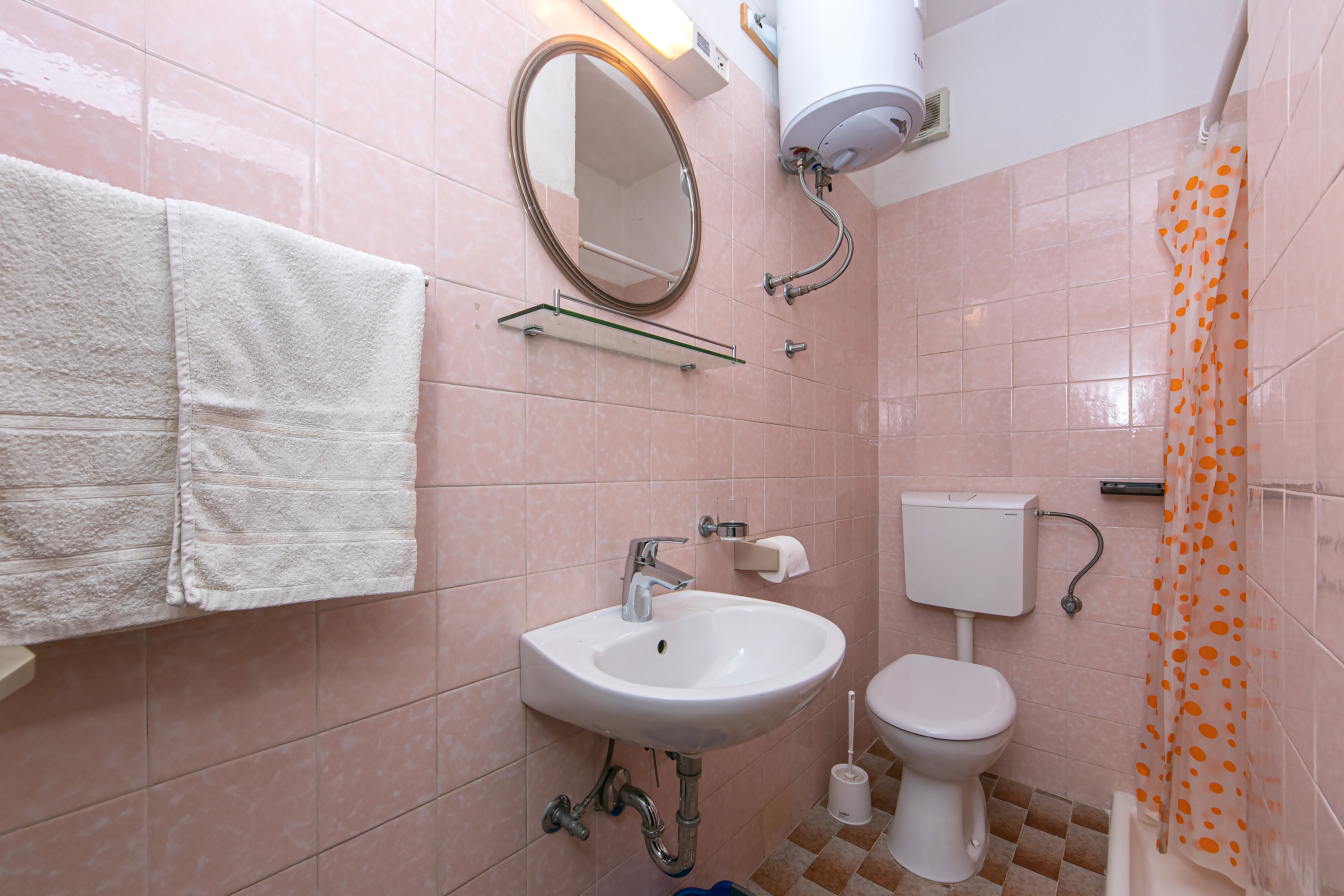 Three bedroom apartment with terrace Tučepi, Makarska  A-a