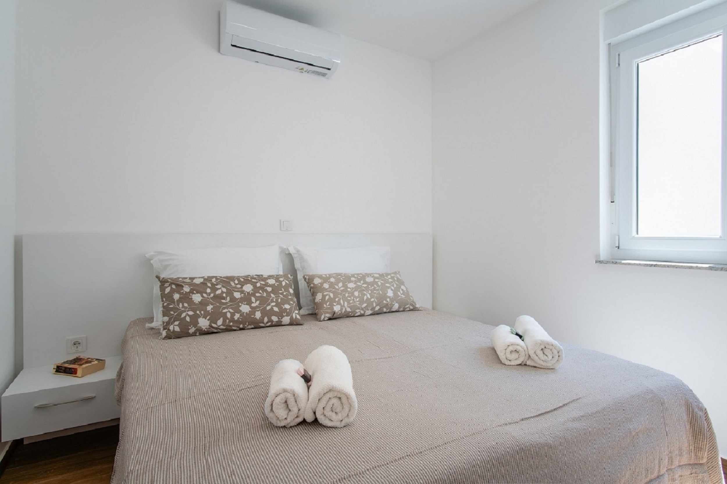 Two bedroom apartment with balcony and sea view Šimuni, Pag  A-a