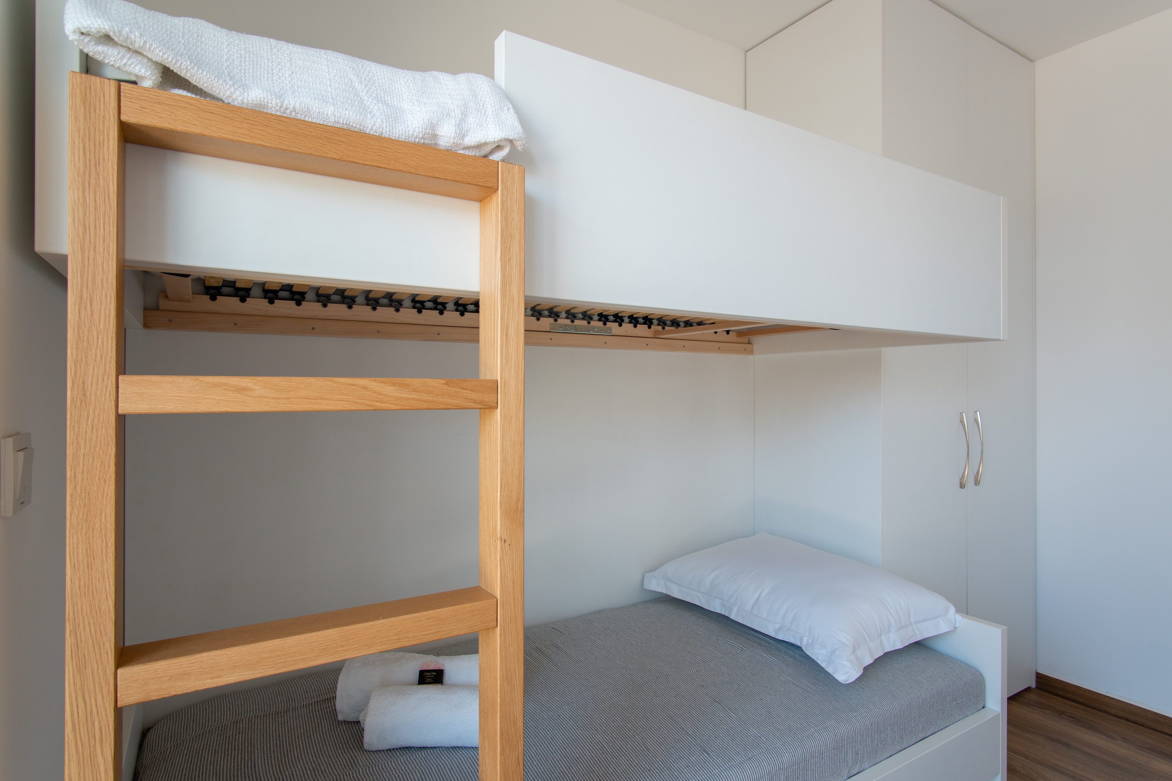 Two bedroom apartment with balcony and sea view Šimuni, Pag  A-a