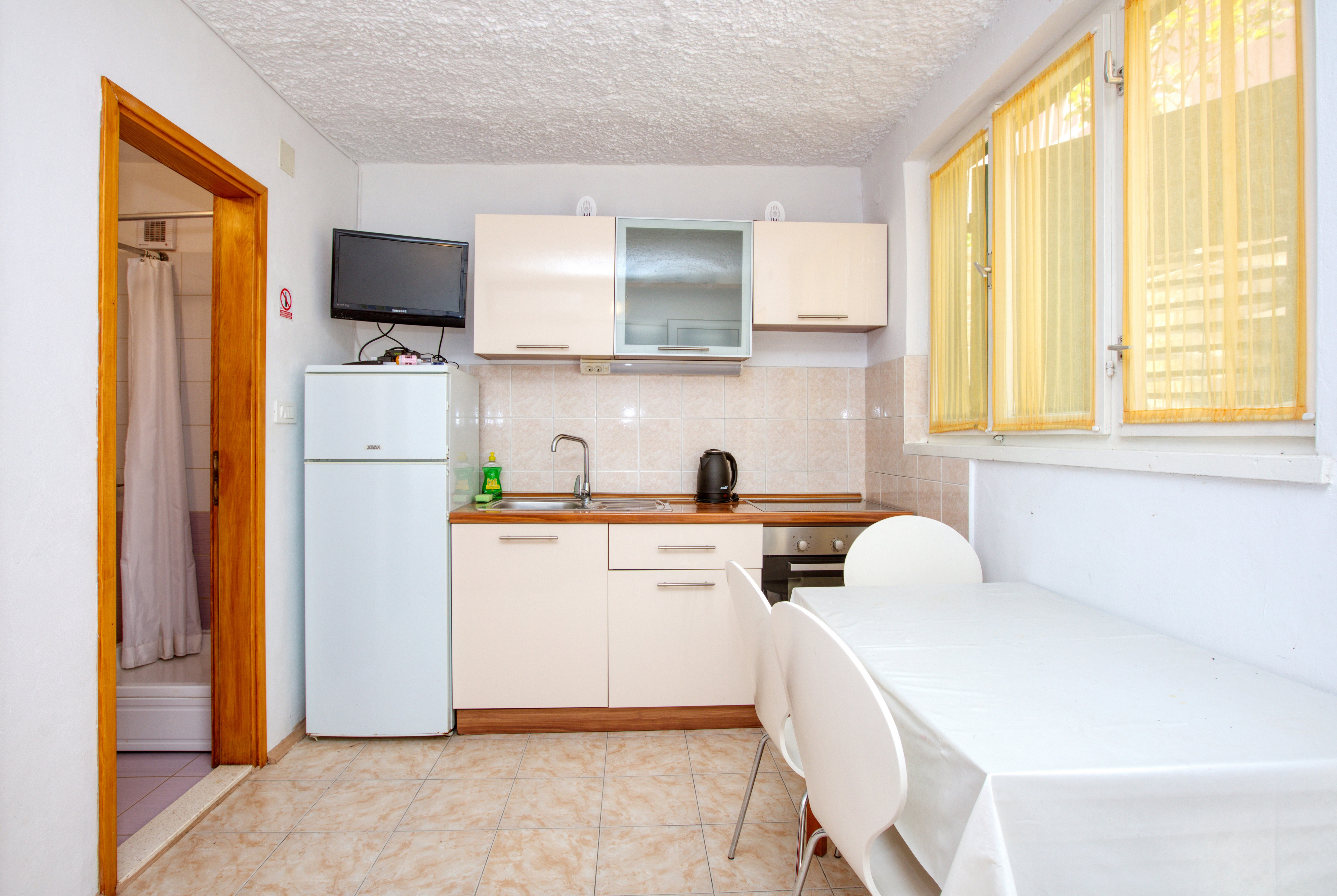Three bedroom apartment near beach Šparadići, Šibenik  A-c