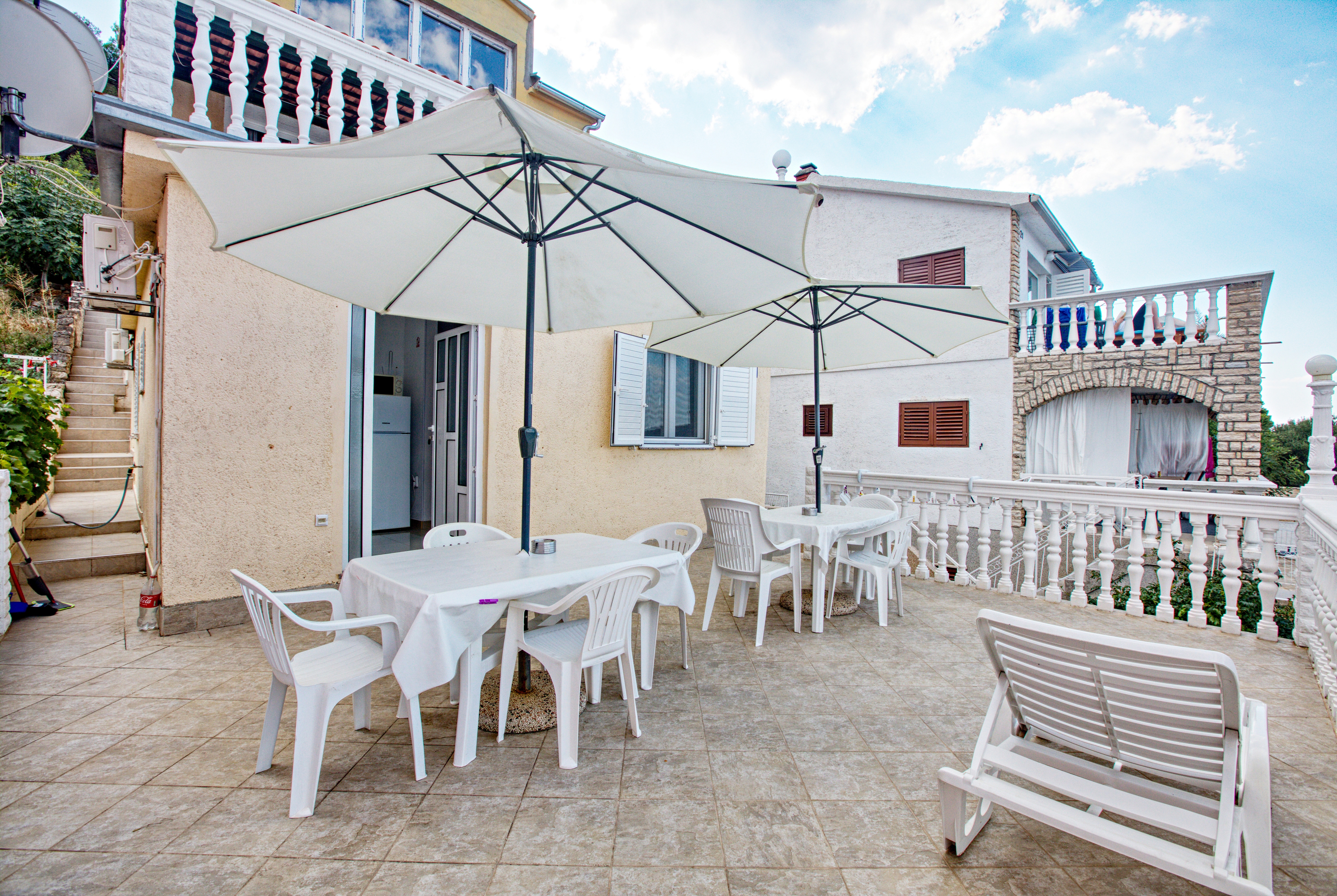 Three bedroom apartment near beach Šparadići, Šibenik  A-c