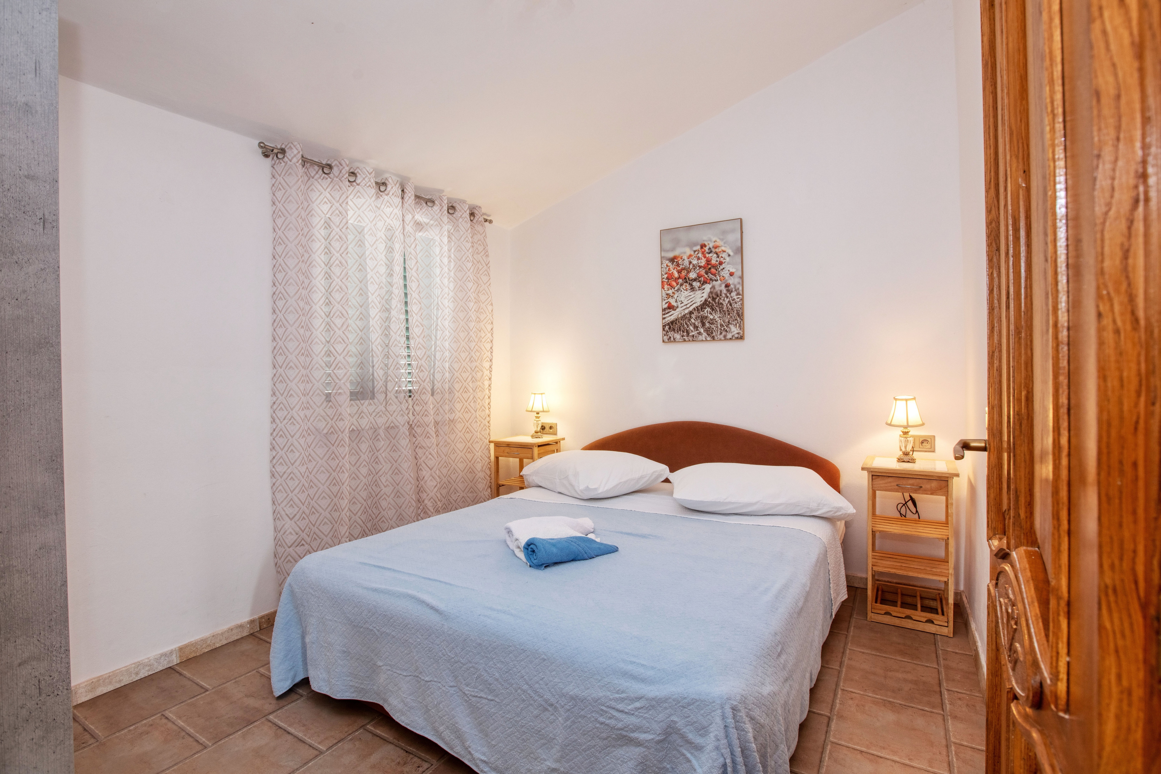 Comfortable and spacious house with terrace Stupin Čeline, Rogoznica  K