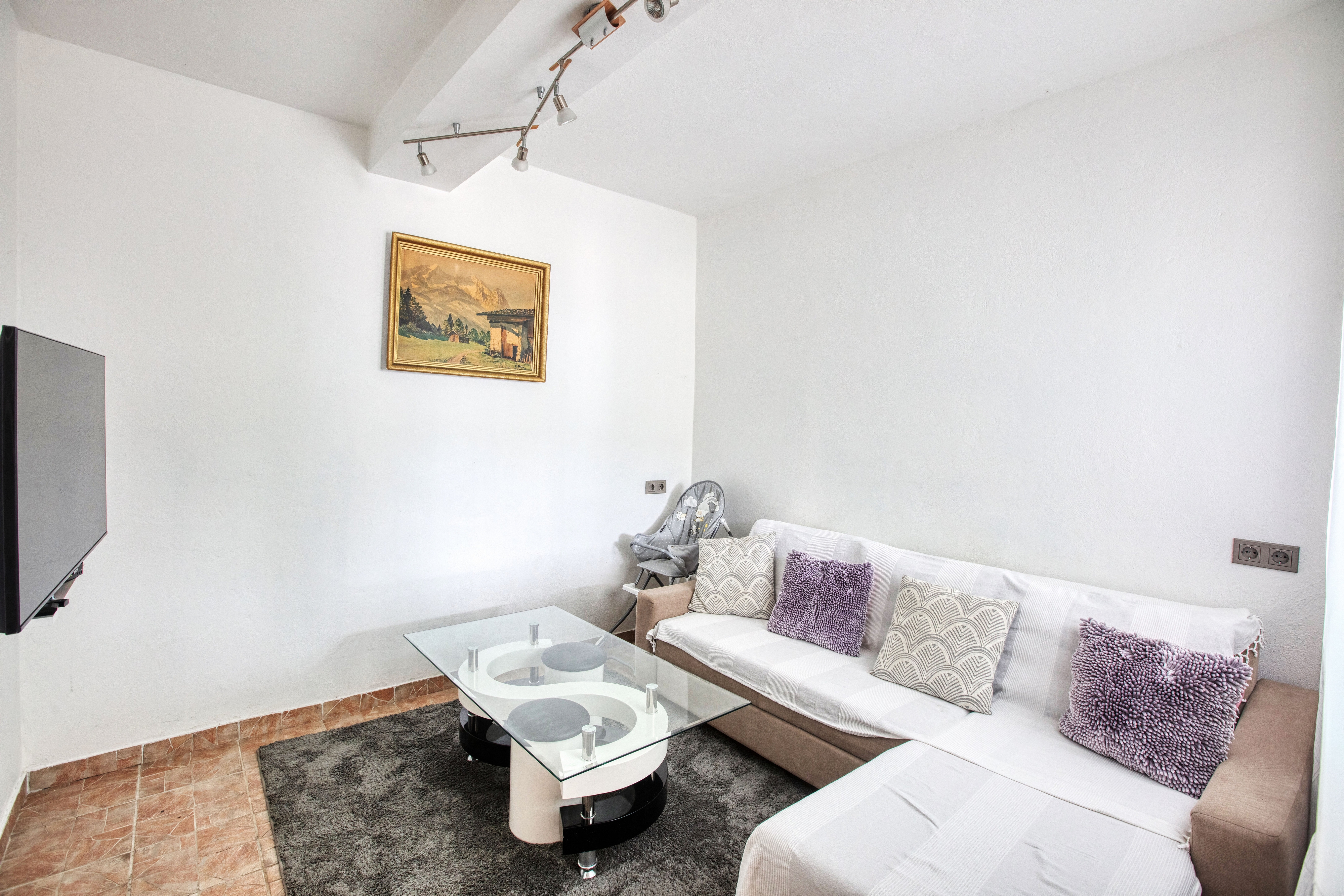 Comfortable and spacious house with terrace Stupin Čeline, Rogoznica (K-19871) Comfortable and spacious house with terrace Stupin Čeline, Rogoznica (K-19871)