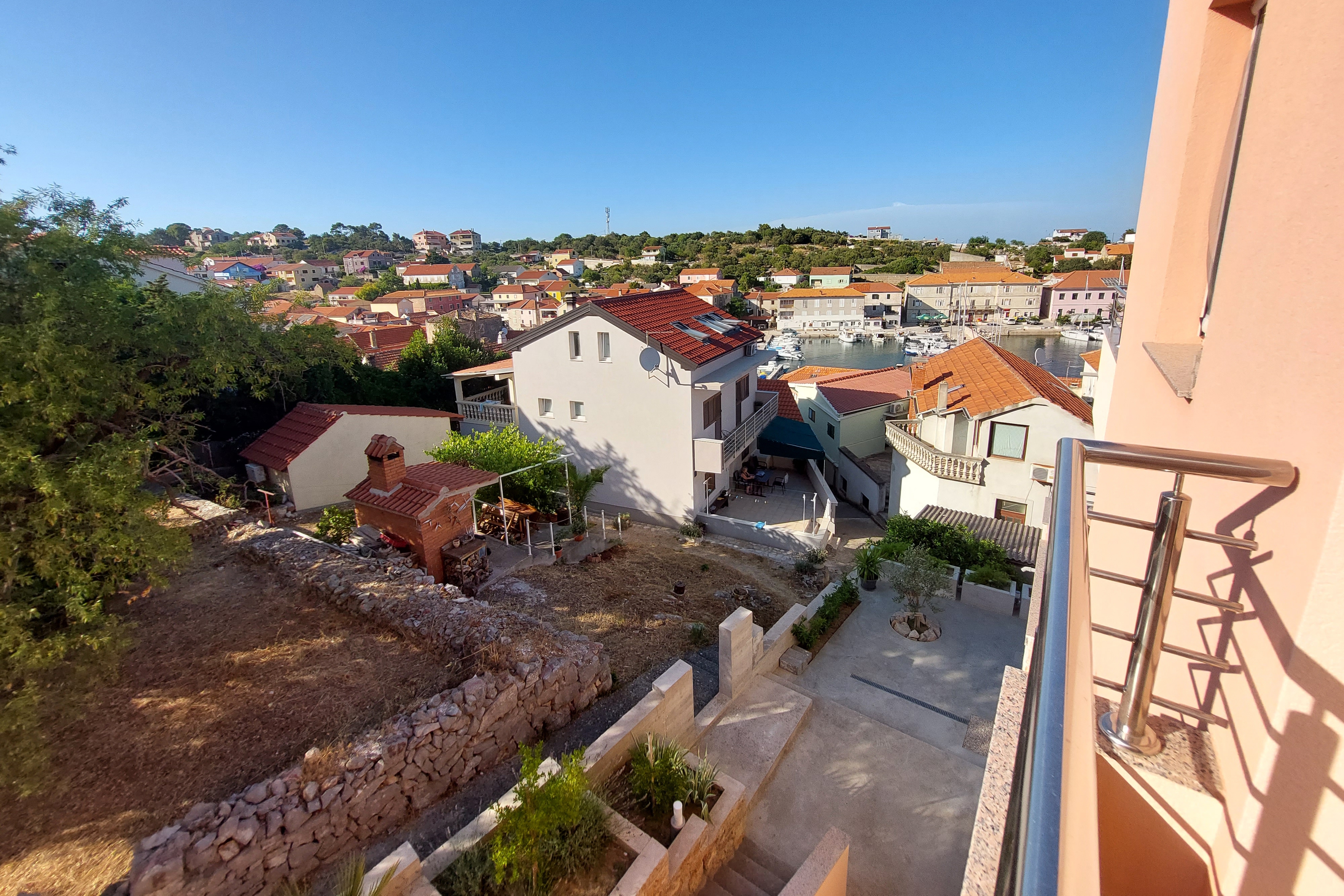 Two bedroom apartment with terrace and sea view Sali, Dugi otok  A-a