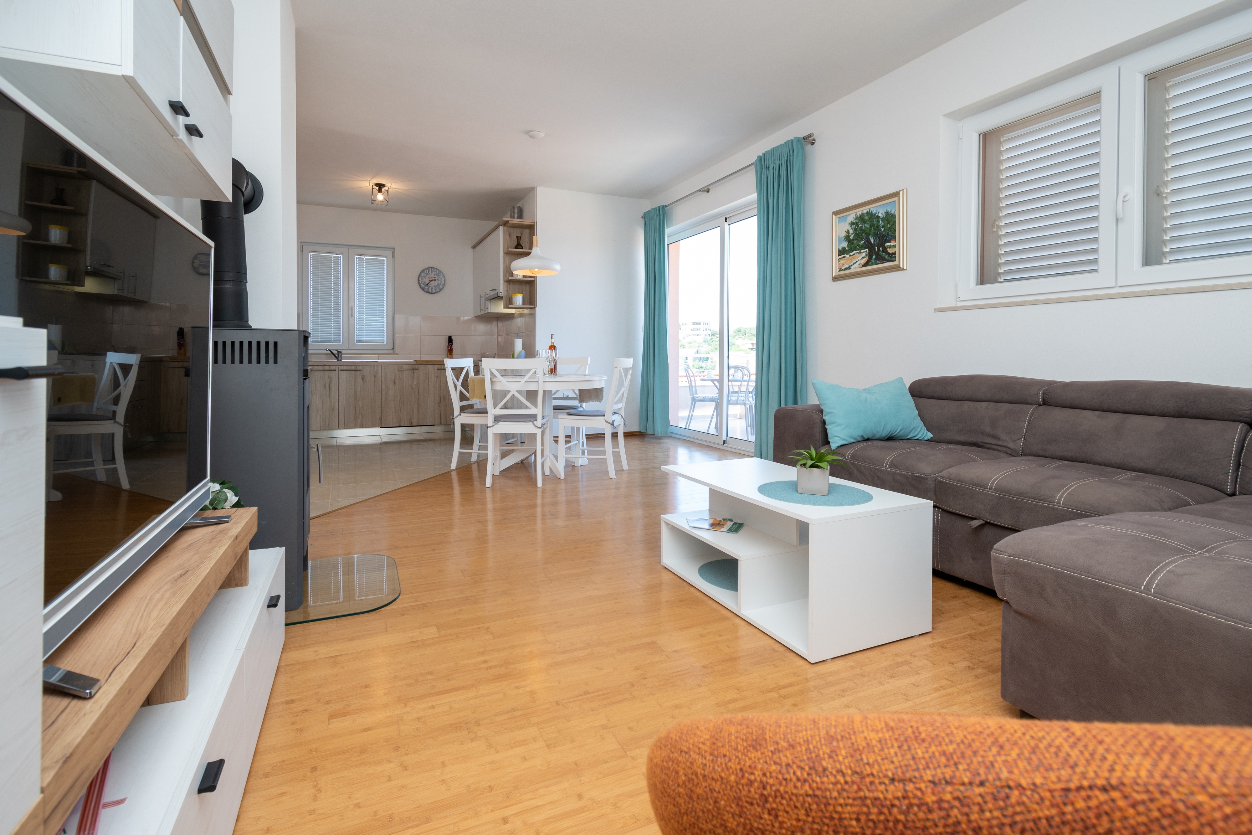 Two bedroom apartment with terrace and sea view Sali, Dugi otok (A-19880-a) Two bedroom apartment with terrace and sea view Sali, Dugi otok (A-19880-a)