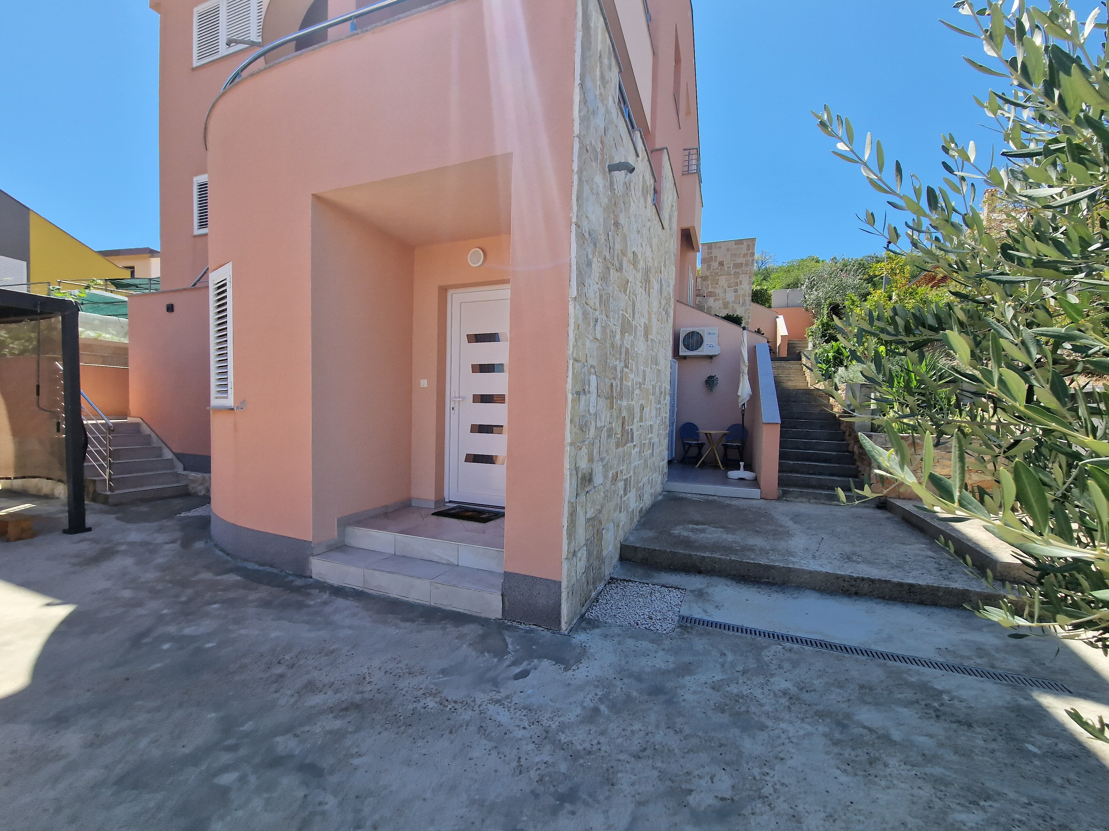 One bedroom apartment with terrace Sali, Dugi otok  A-b
