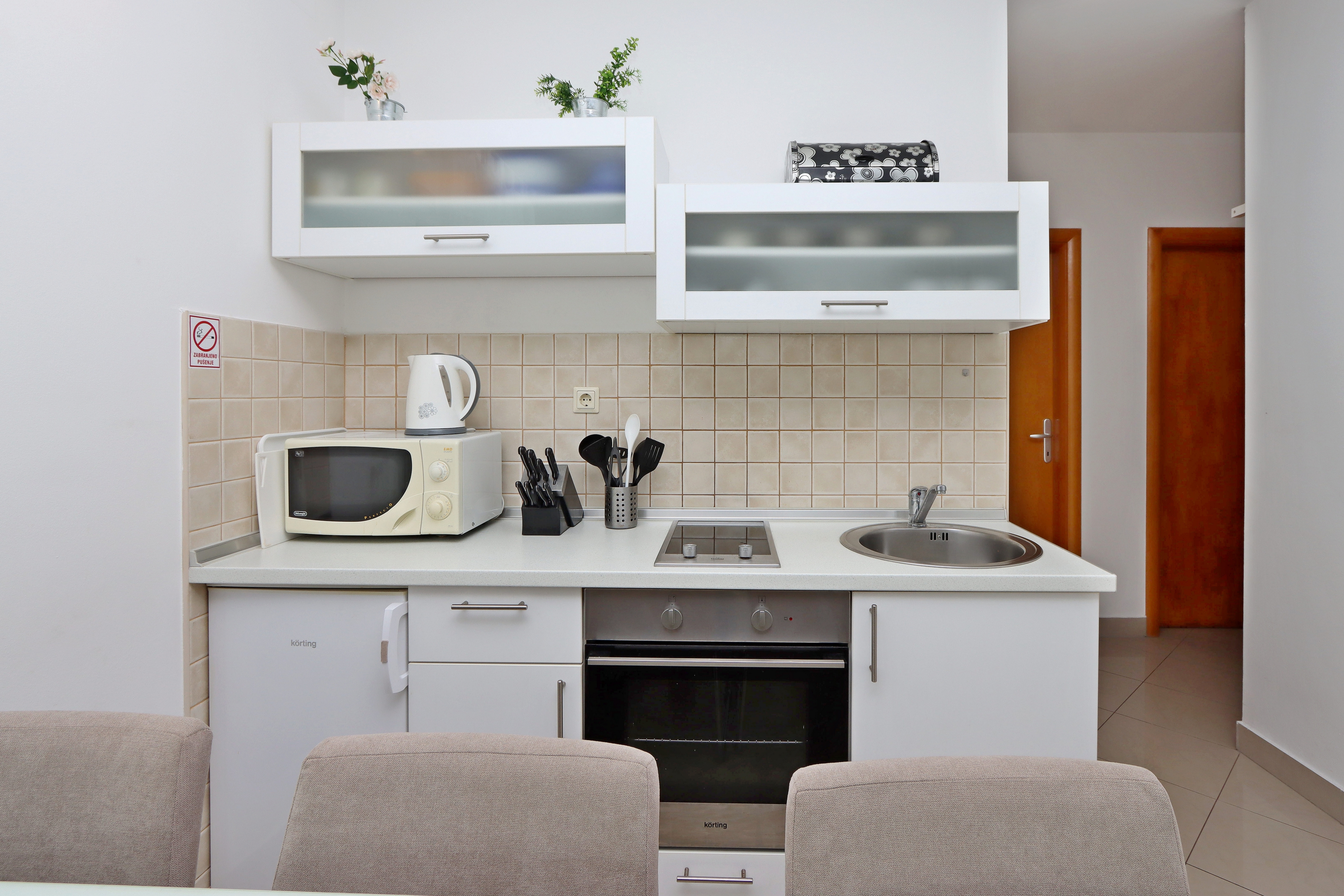 Two bedroom apartment with terrace Novalja, Pag  A-a