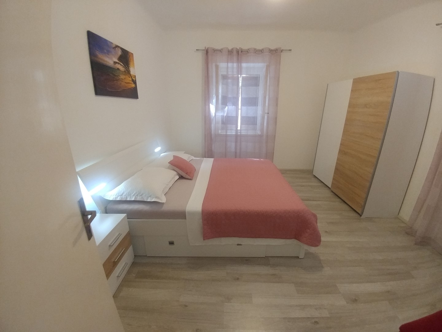 Four-bedroom apartment near beach Cove Vela Stiniva, Hvar (A-19895-a)