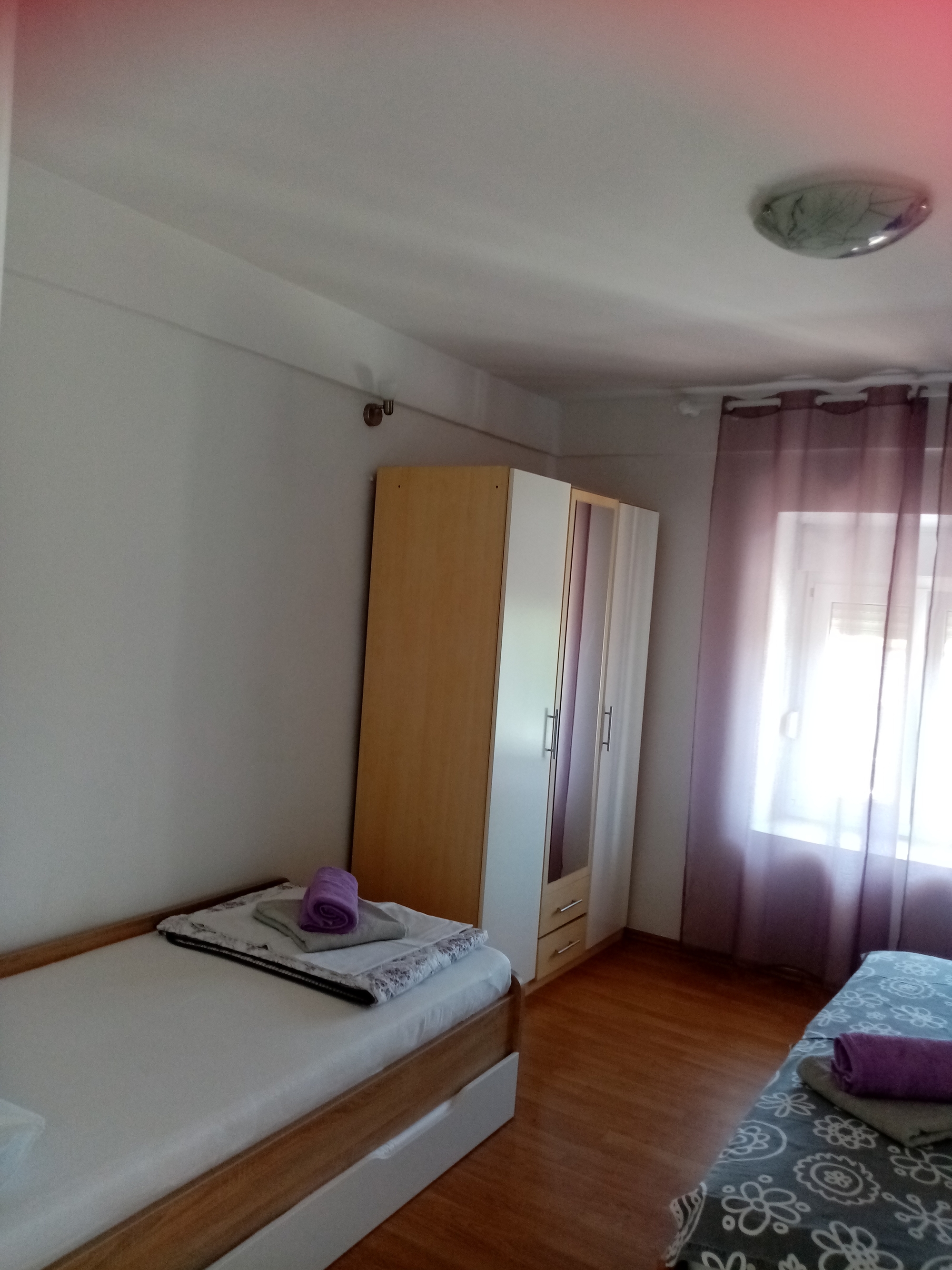 Top Rab Lopar Top Rab Lopar