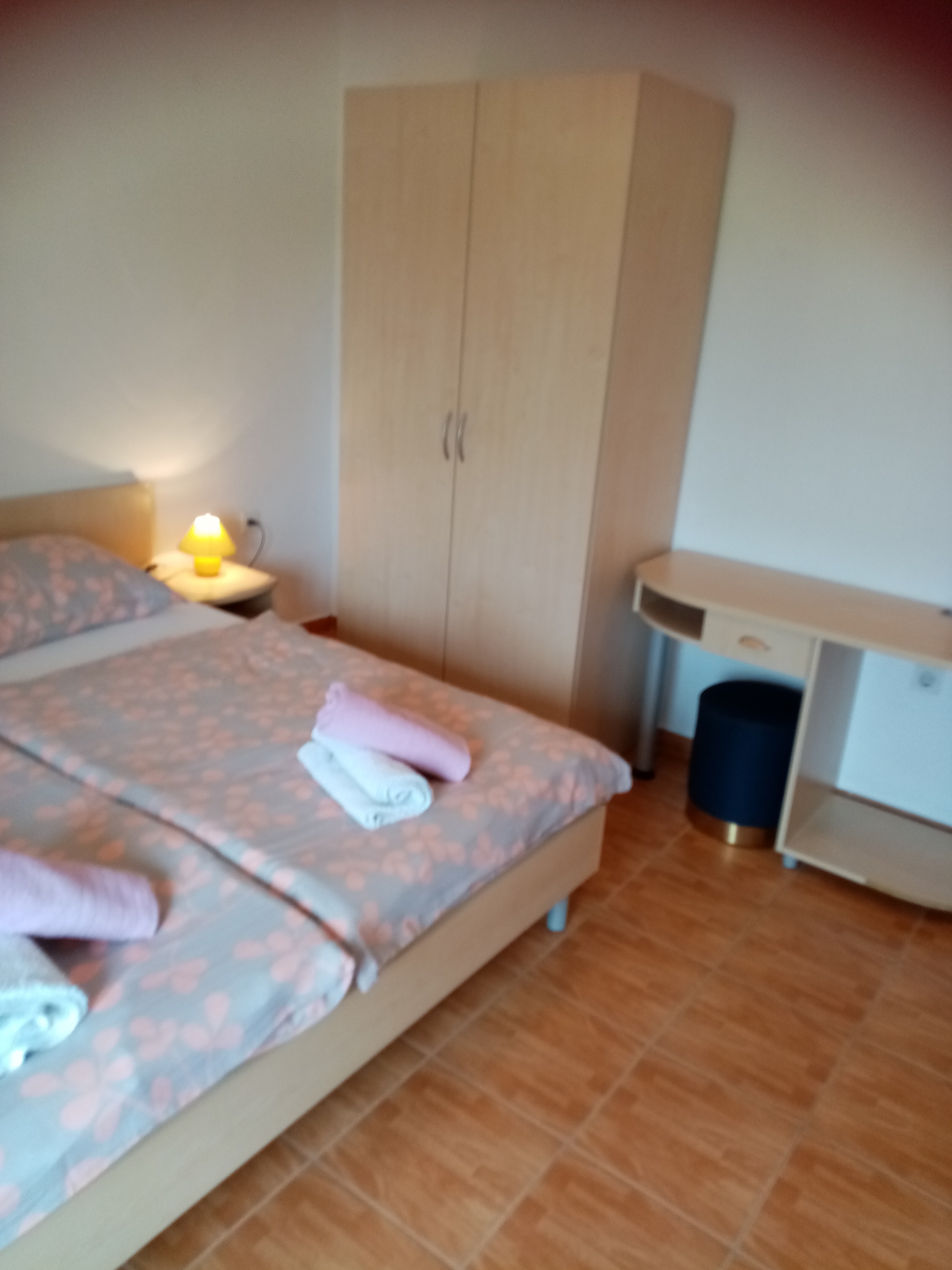 Top Rab Lopar Top Rab Lopar