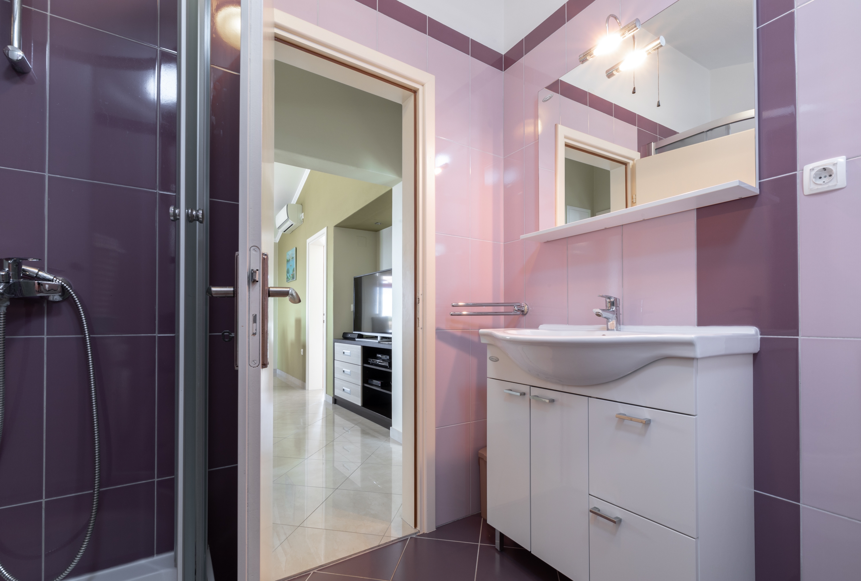 Comfortable and spacious house with terrace and sea view Prižba, Korčula  K