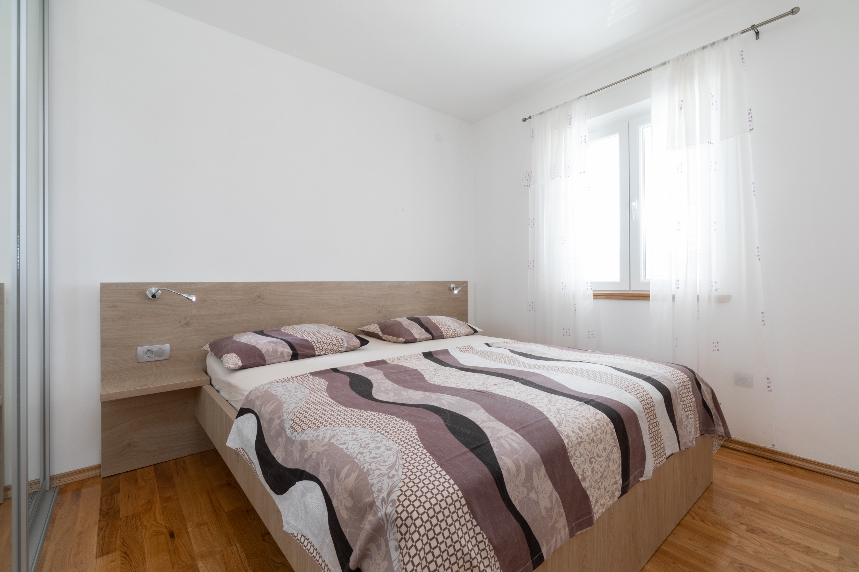 Comfortable and spacious house with terrace and sea view Prižba, Korčula  K