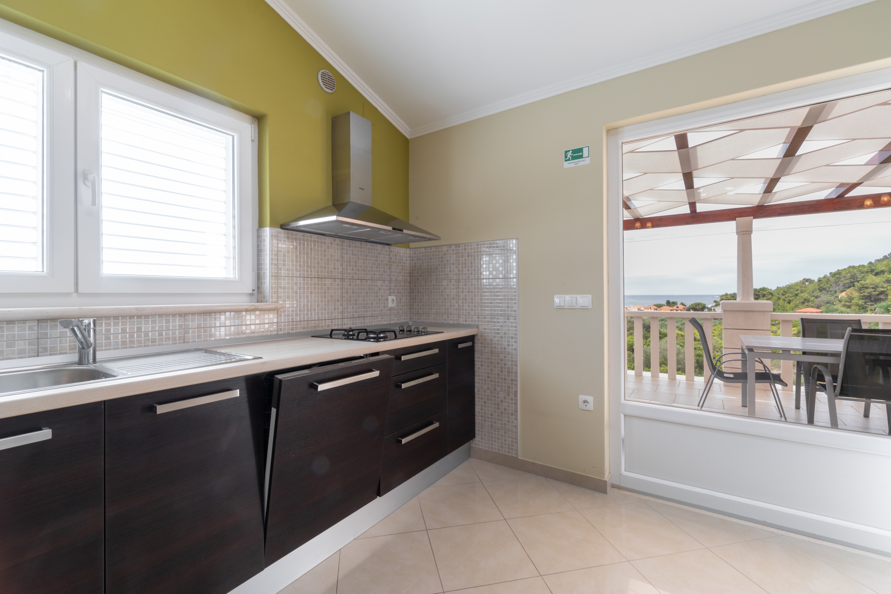 Comfortable and spacious house with terrace and sea view Prižba, Korčula  K