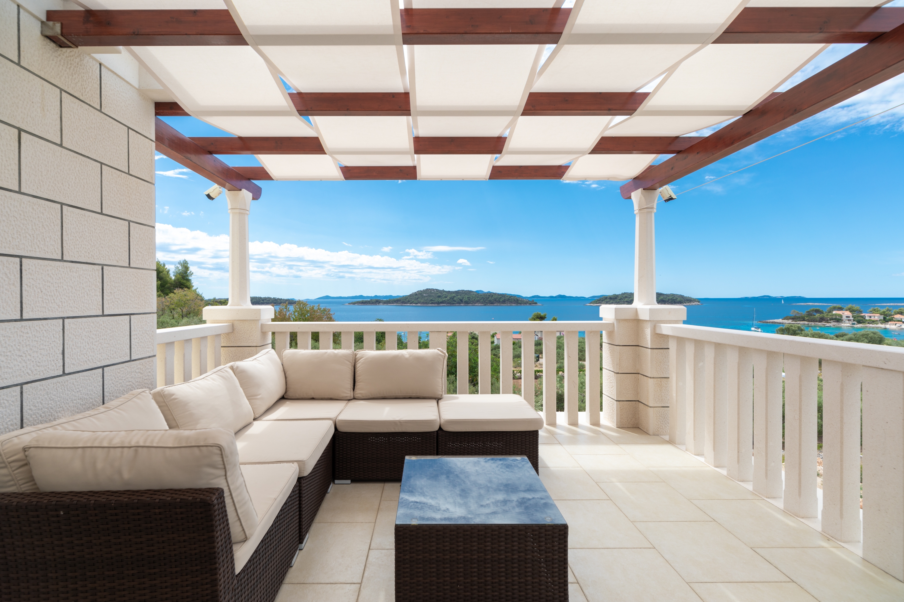 Comfortable and spacious house with terrace and sea view Prižba, Korčula (K-199) Comfortable and spacious house with terrace and sea view Prižba, Korčula (K-199)