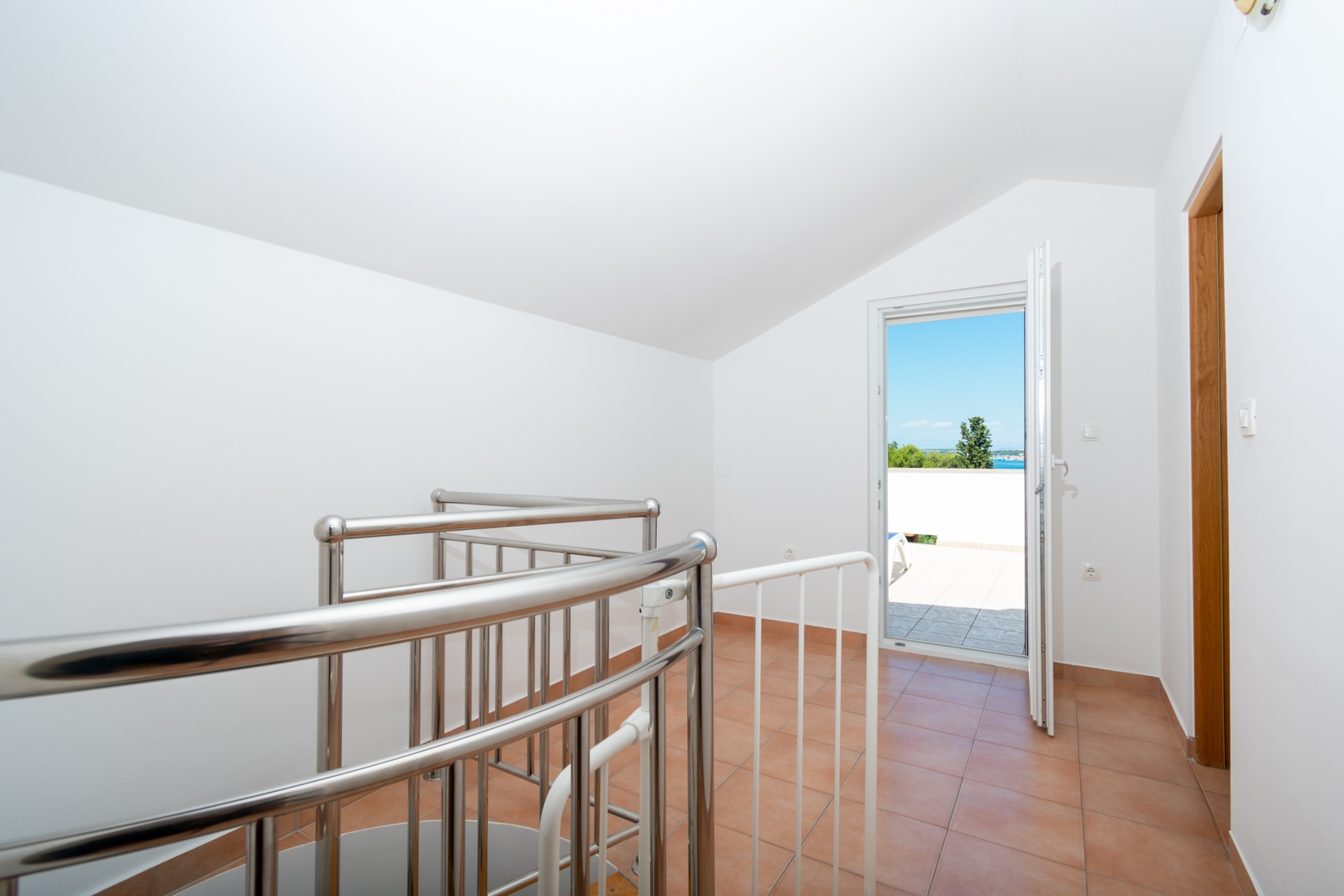 Two bedroom apartment with terrace and sea view Tkon, Pašman  A-a