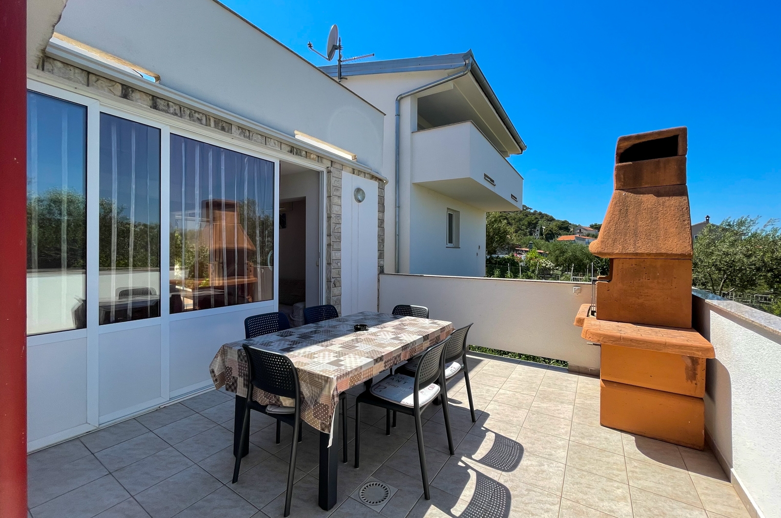 Two bedroom apartment with terrace and sea view Tkon, Pašman  A-a