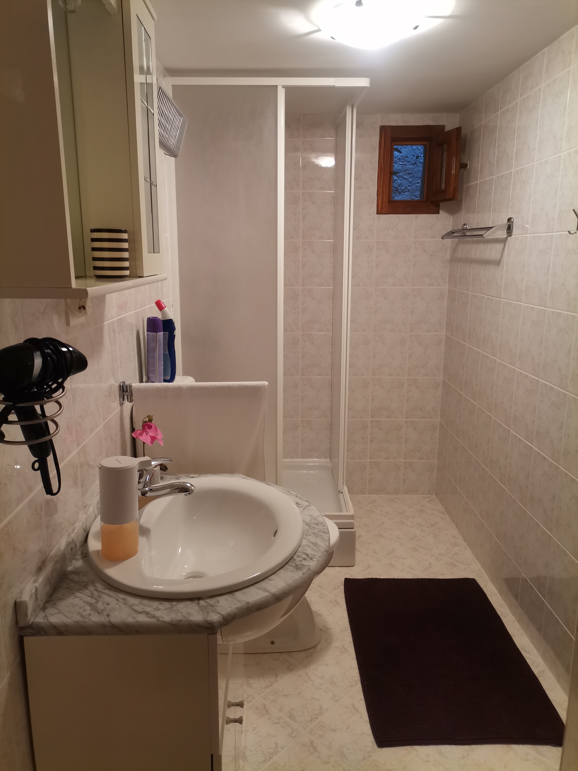 Four bedroom house with terrace Orlec, Cres  K