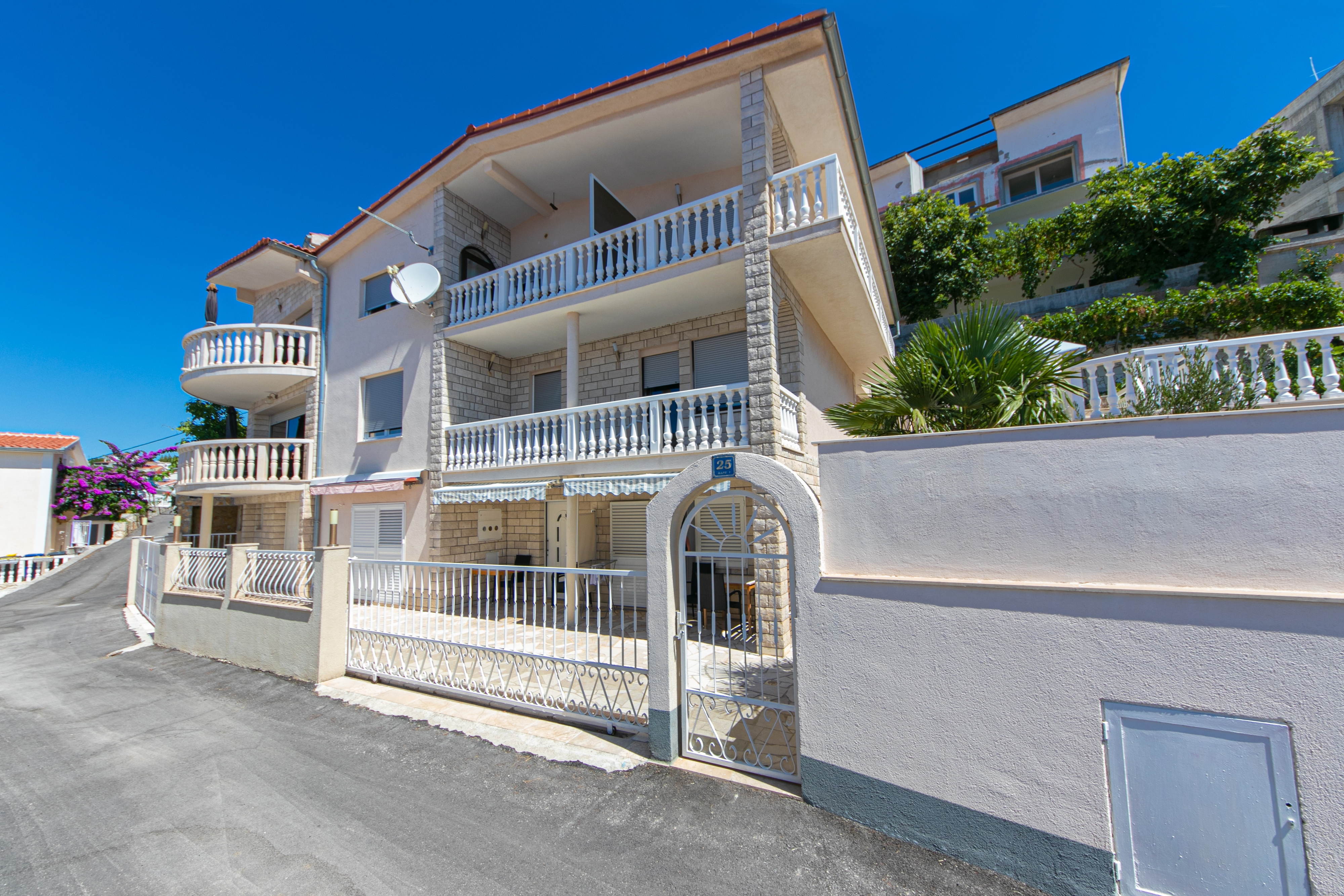 Top Omiš Stanići Top Omiš Stanići