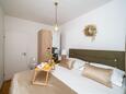 Rožat, Ložnice v ubytování typu apartment, s klimatizací, domácí mazlíčci povoleni a WiFi.