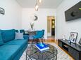 Rožat, Obývací pokoj v ubytování typu apartment, s klimatizací, domácí mazlíčci povoleni a WiFi.