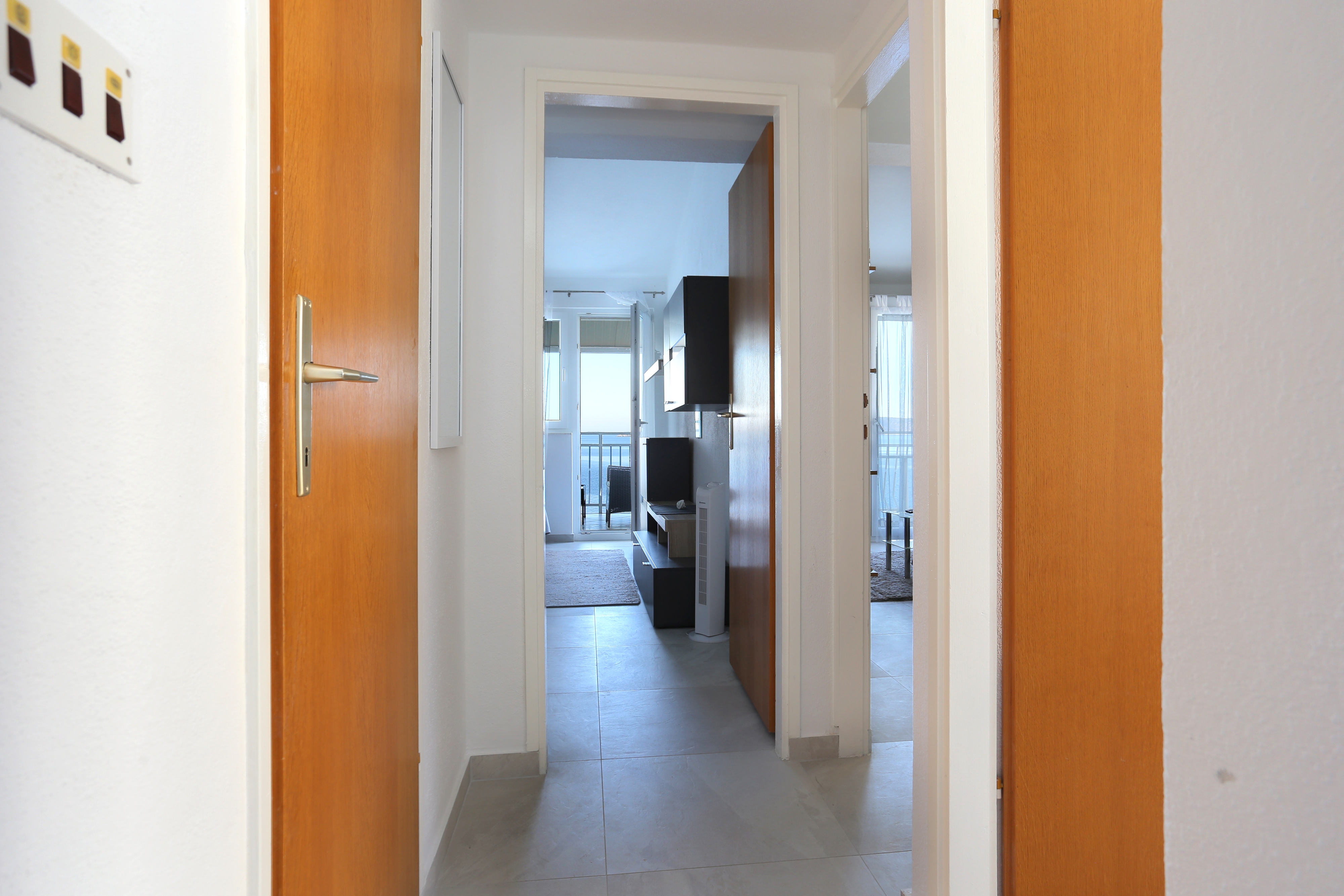 Two bedroom apartment near beach Okrug Donji, Čiovo  A-b
