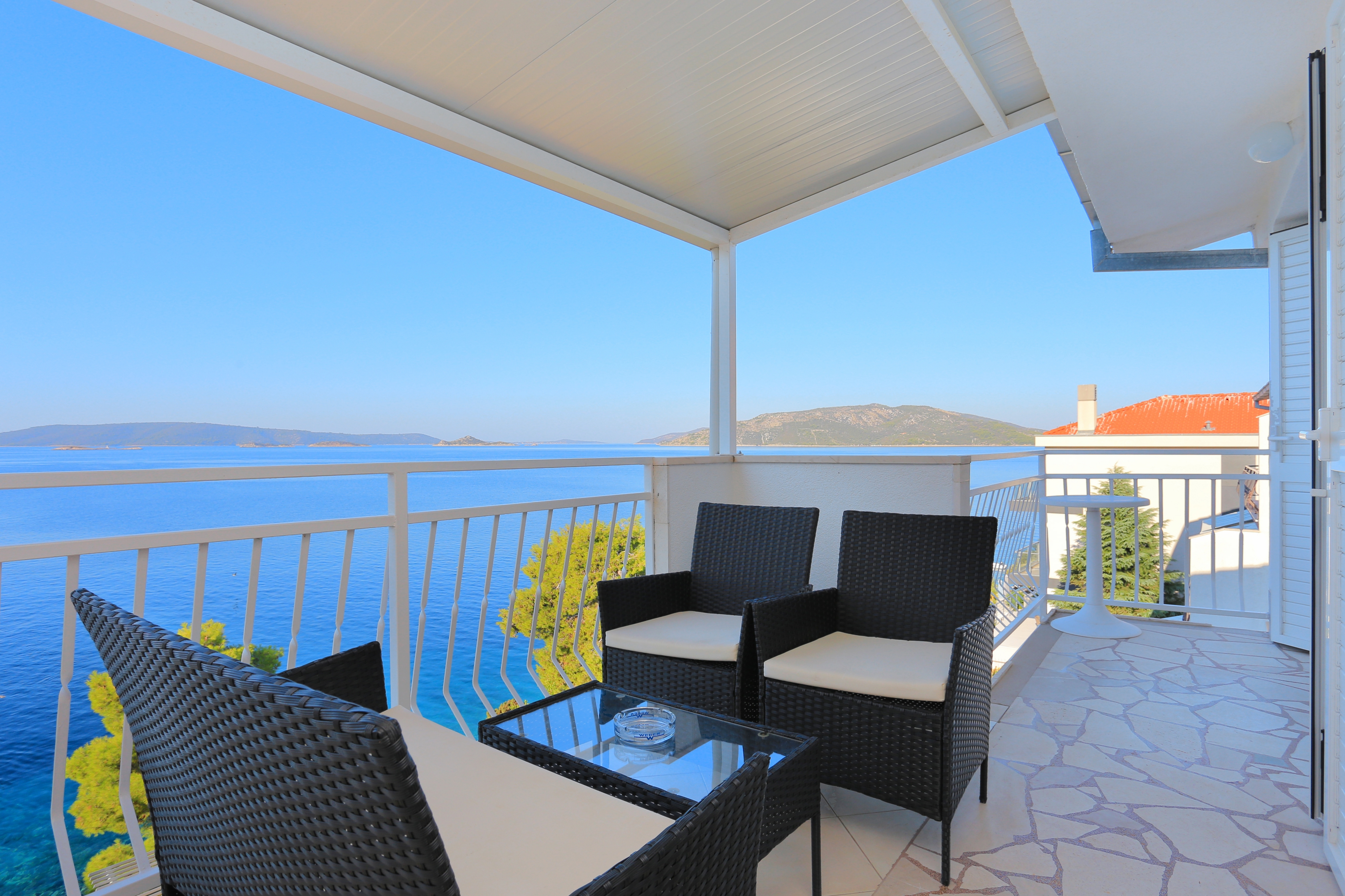 Two bedroom apartment near beach Okrug Donji, Čiovo  A-b