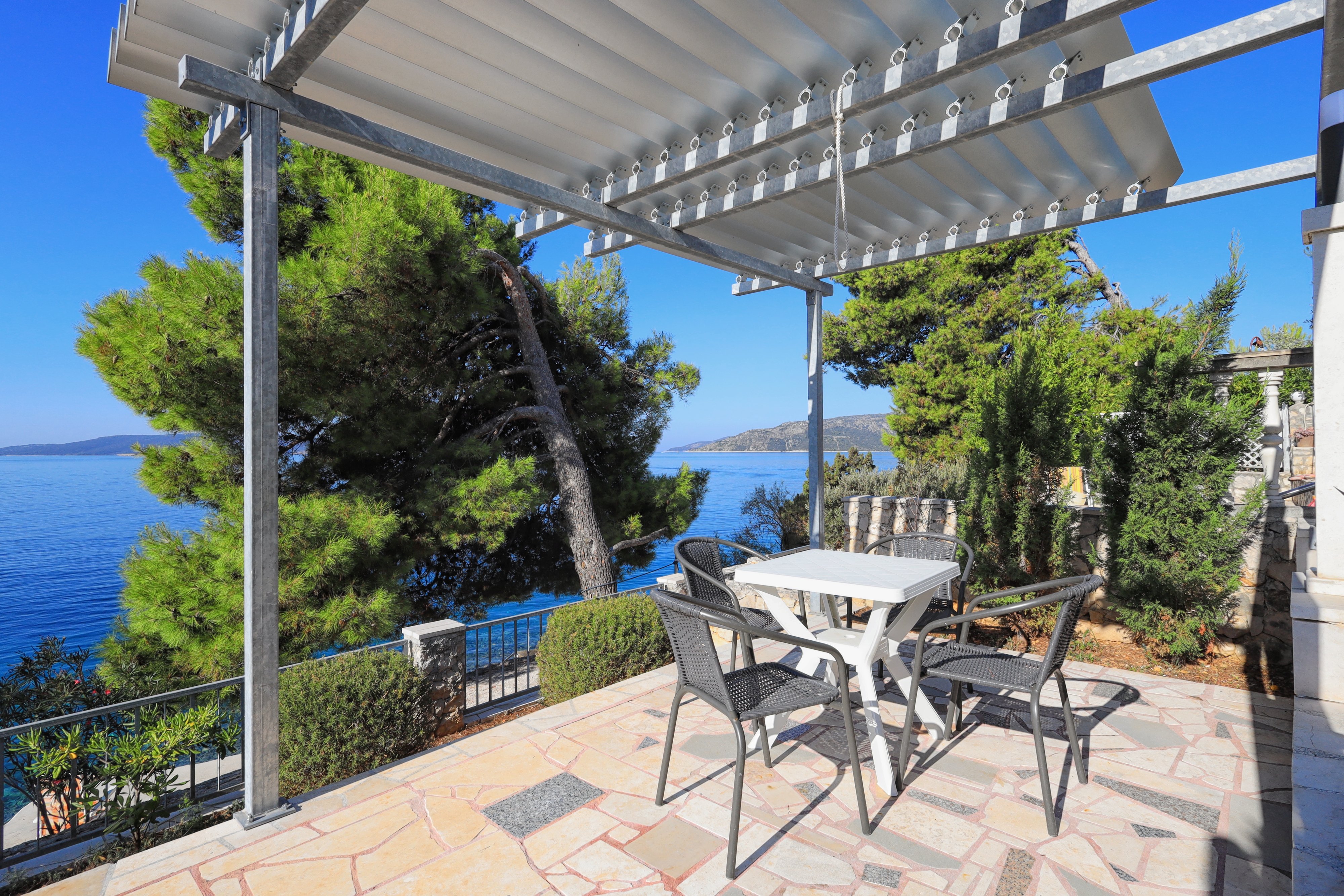 Two bedroom apartment near beach Okrug Donji, Čiovo (A-19974-a)